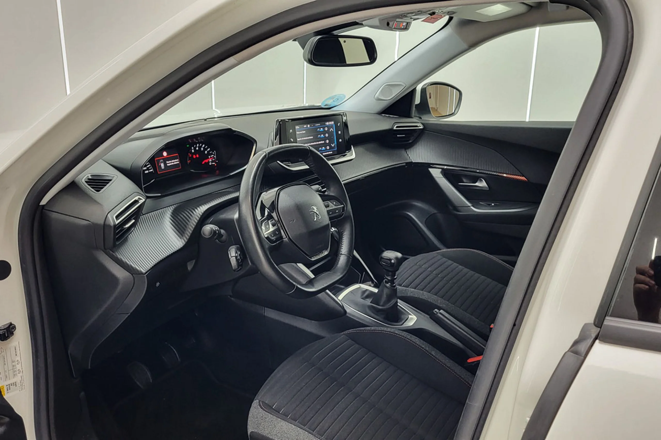 Peugeot 2008 Active Pack Puretech 100 SS BVM6 - Foto 6