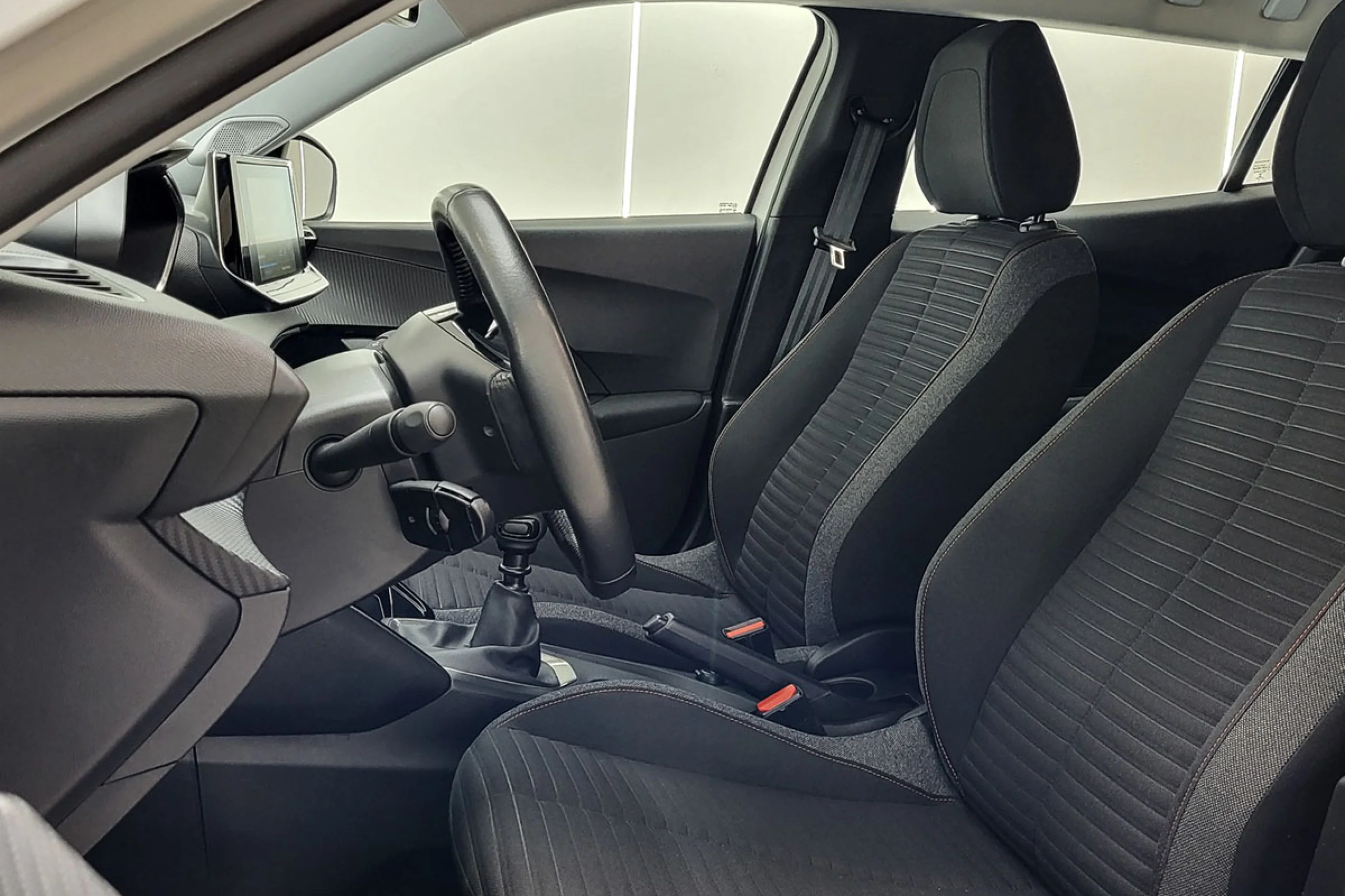 Peugeot 2008 Active Pack Puretech 100 SS BVM6 - Foto 9