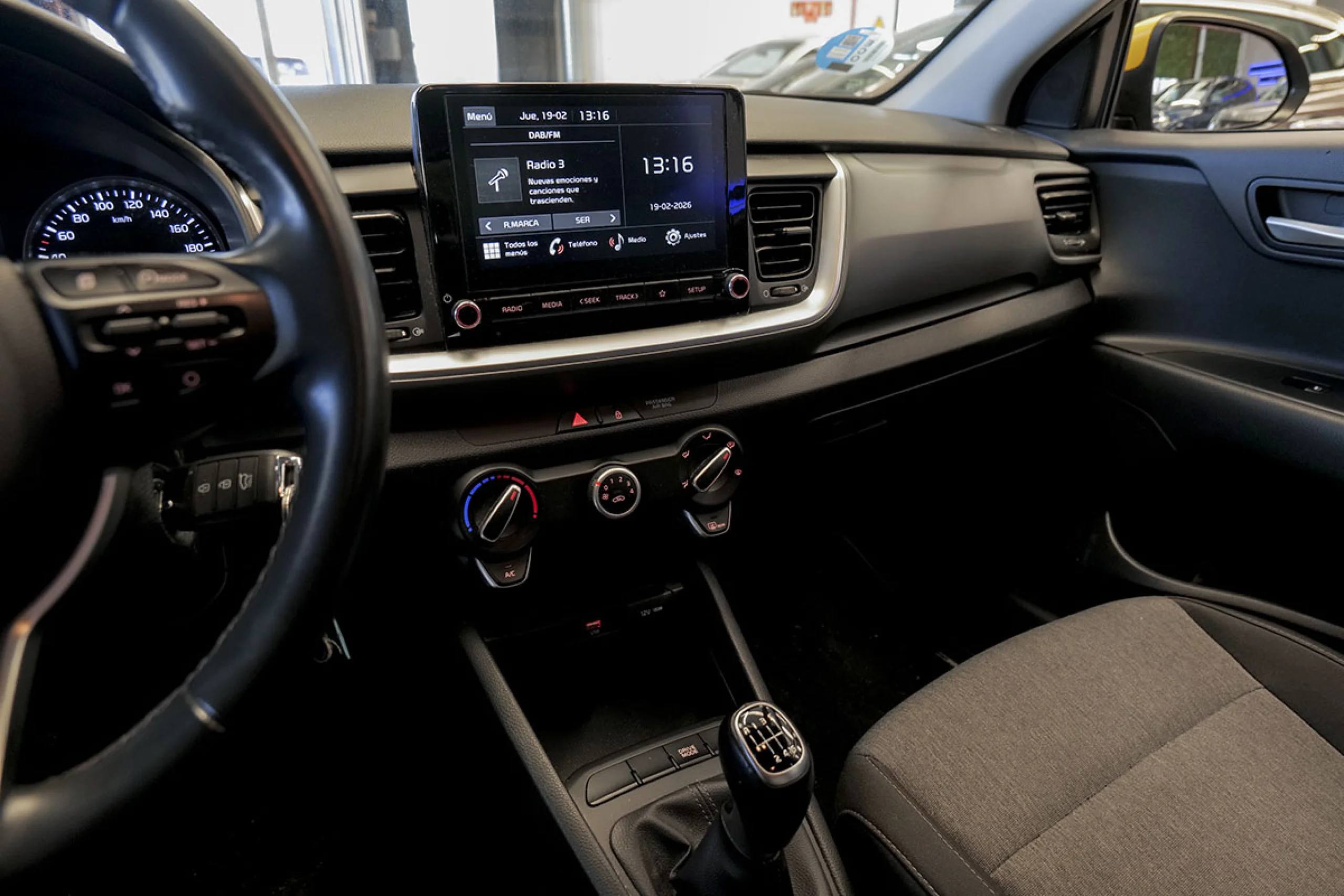 Kia Stonic 1.0 TGDi 74kW 100CV MHEV MT Concept - Foto 26