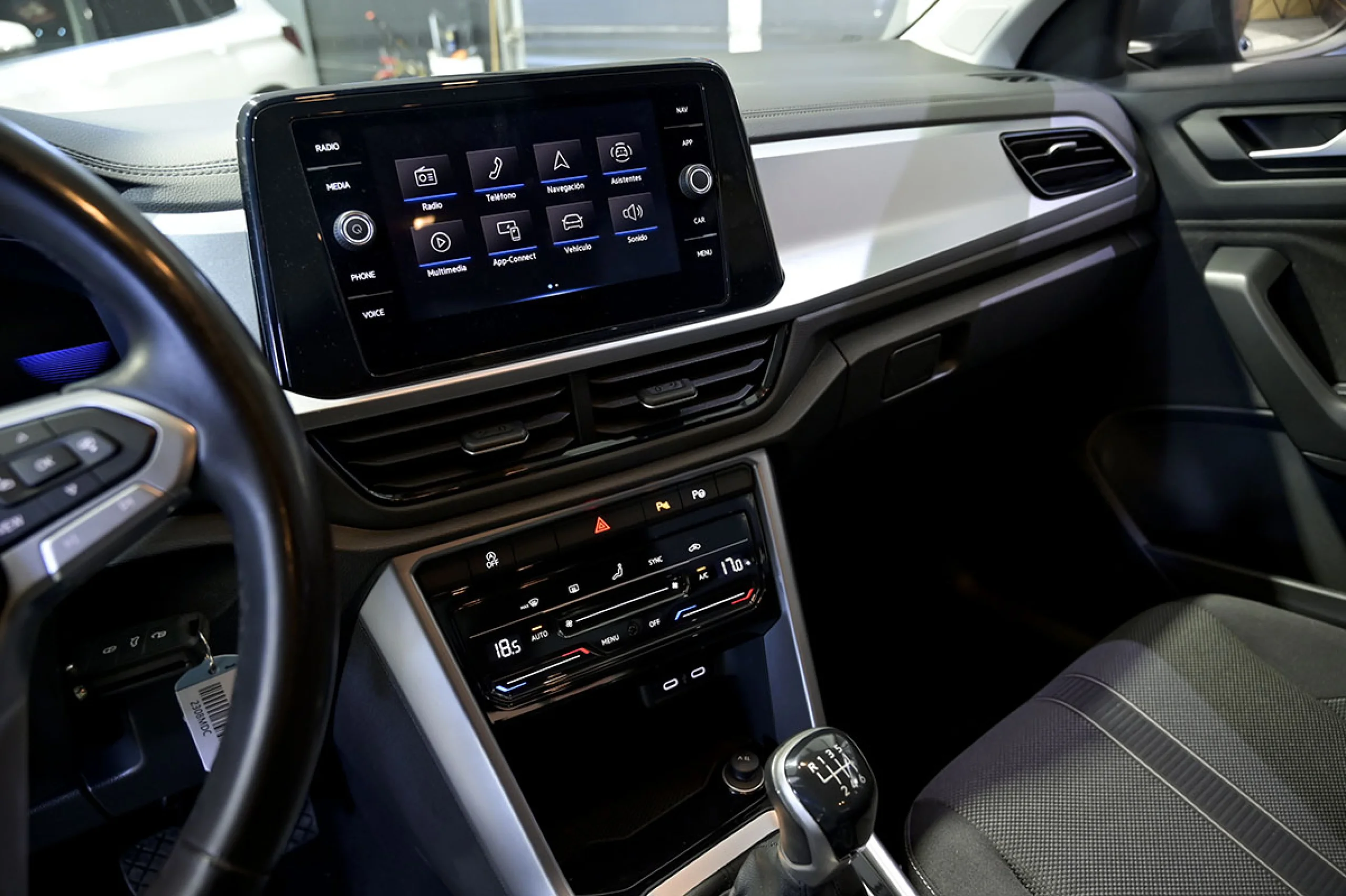 Volkswagen T-Roc Life 2.0 TDI 110kW 150CV - Foto 24