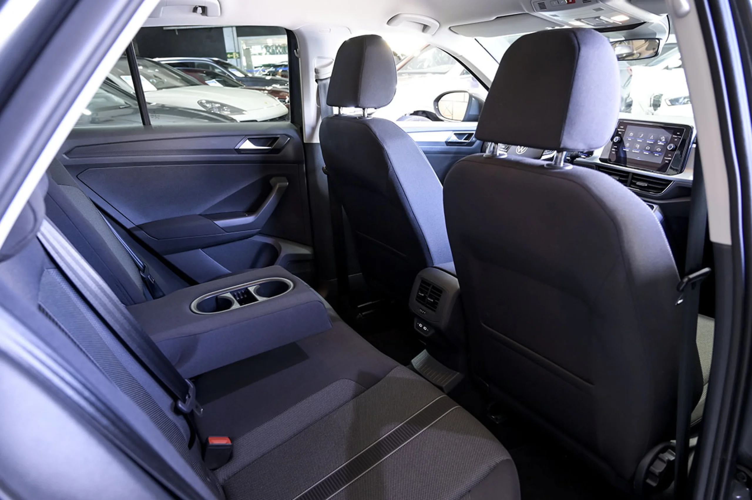 Volkswagen T-Roc Life 2.0 TDI 110kW 150CV - Foto 13