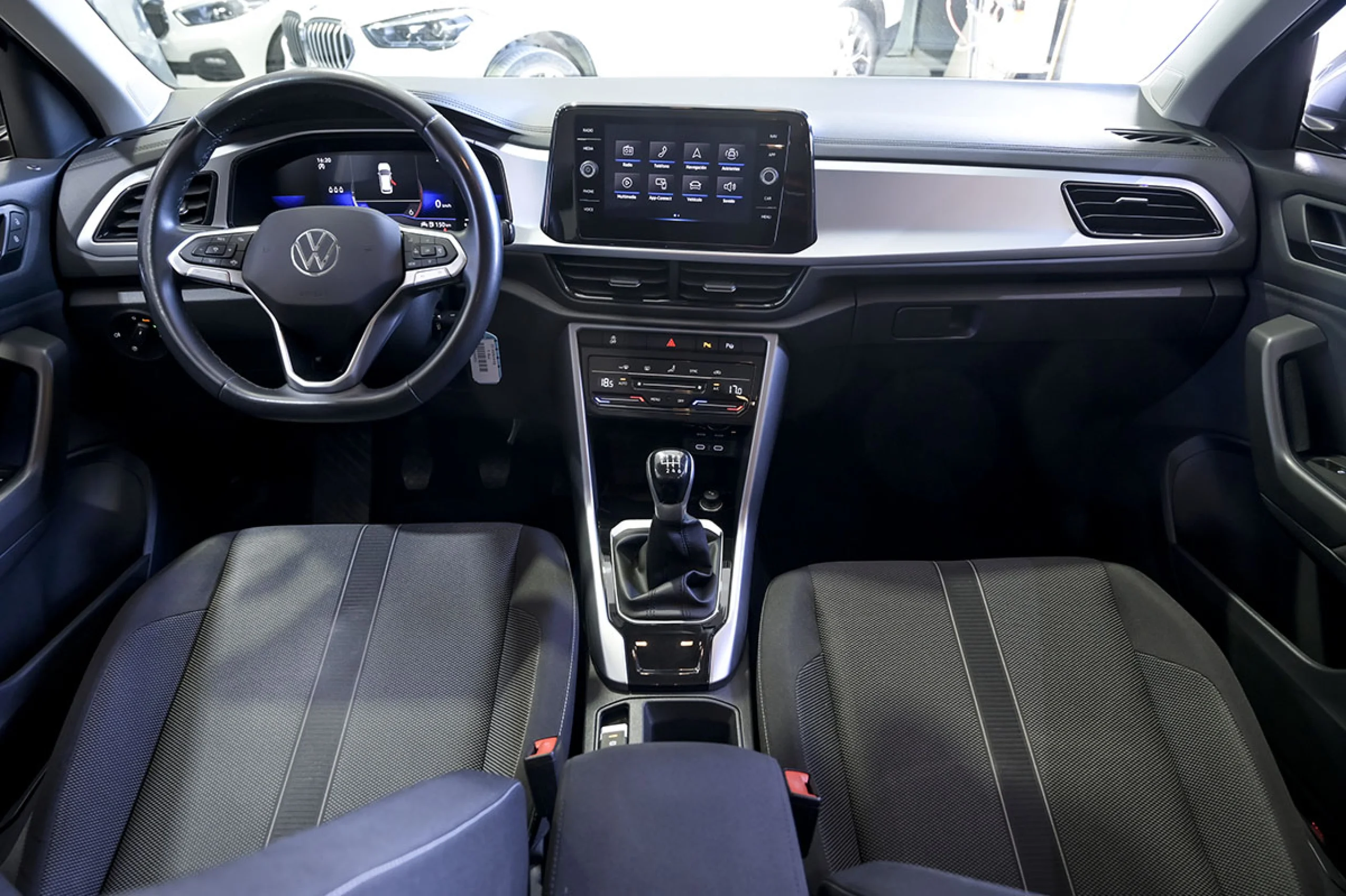 Volkswagen T-Roc Life 2.0 TDI 110kW 150CV - Foto 8