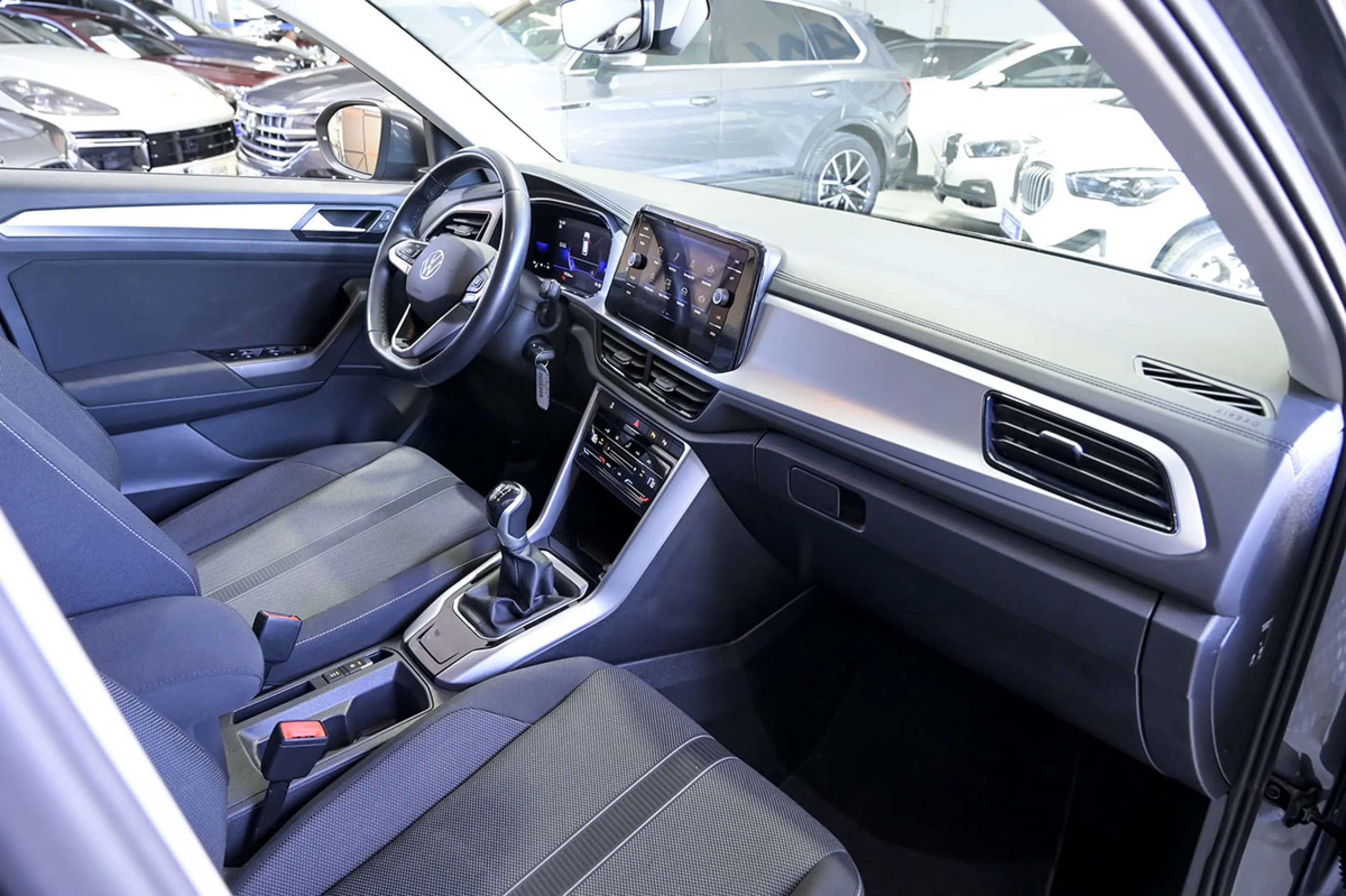 Volkswagen T-Roc Life 2.0 TDI 110kW 150CV - Foto 29