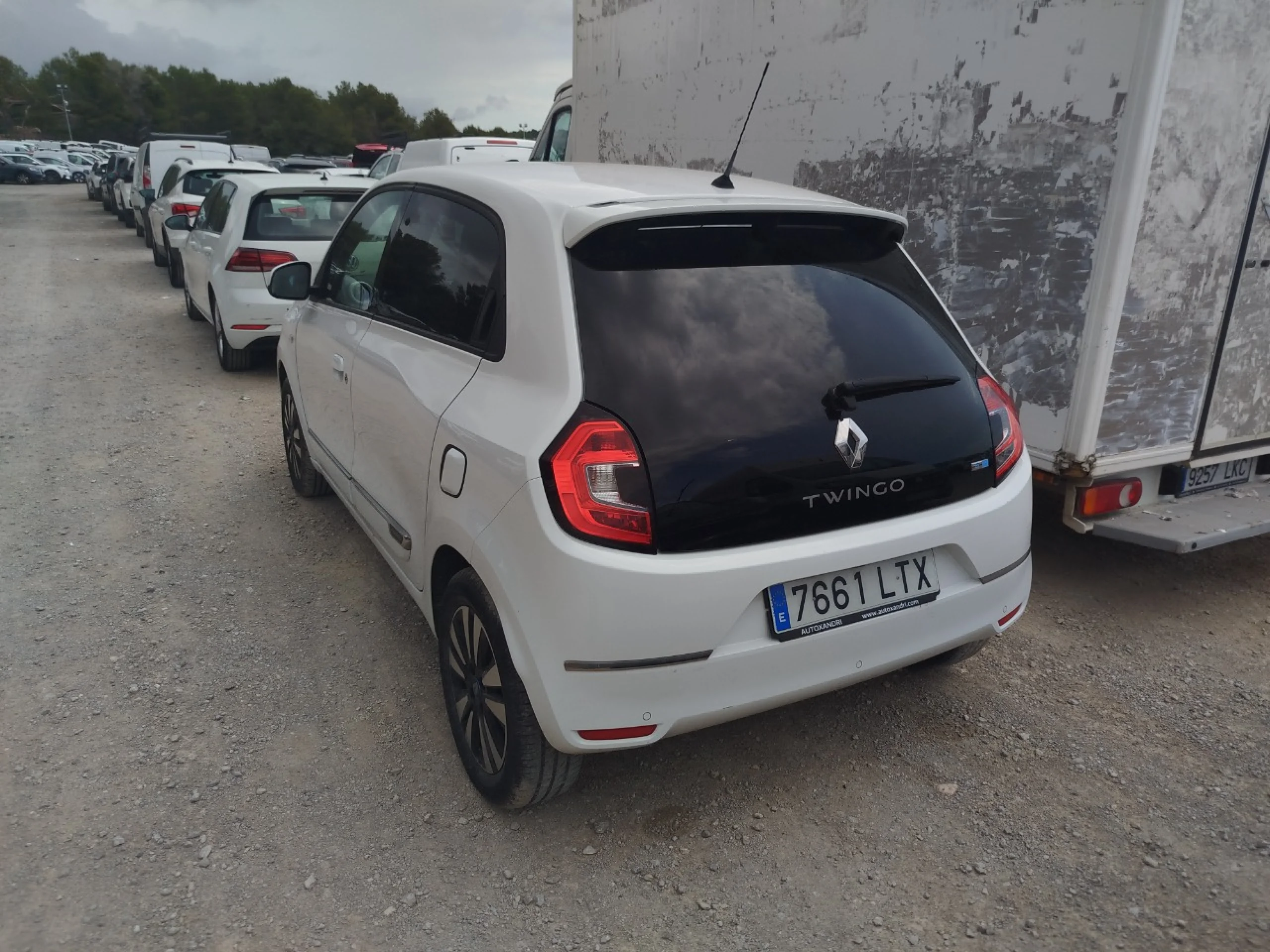 Renault Twingo Zen 60 kW R80 batería 20kWh - Foto 6