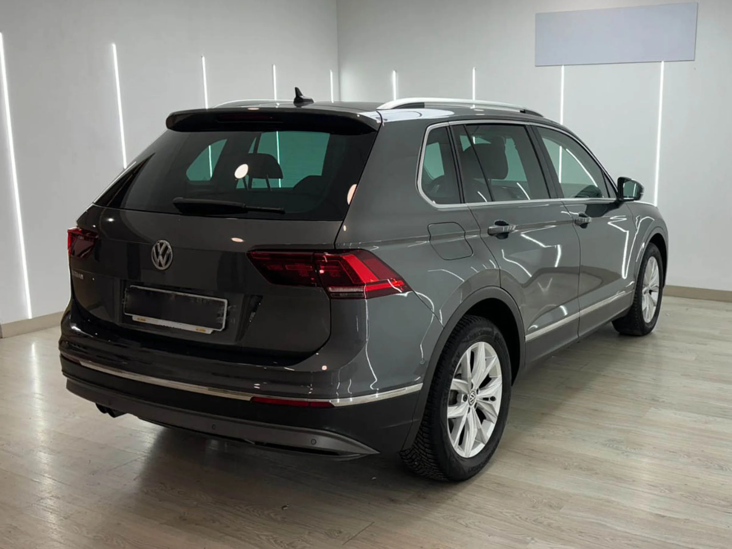 Volkswagen Tiguan Advance 2.0 TDI 110kW 150CV DSG - Foto 5