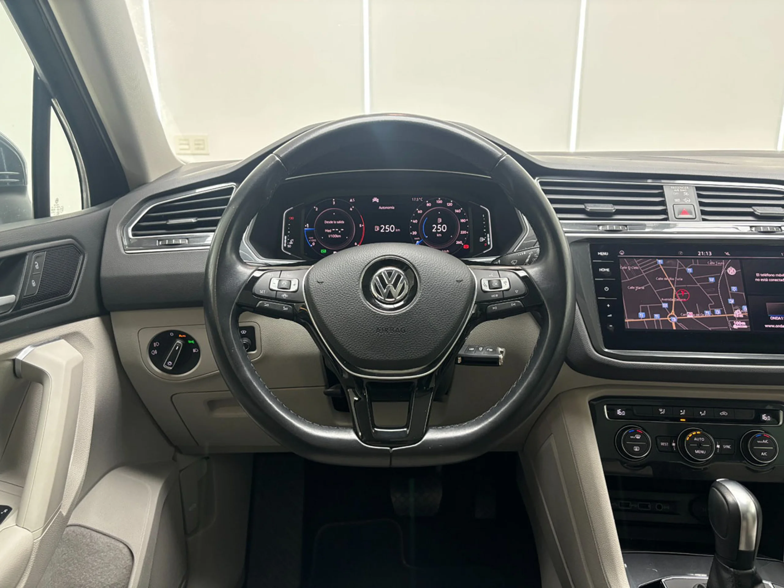 Volkswagen Tiguan Advance 2.0 TDI 110kW 150CV DSG - Foto 24