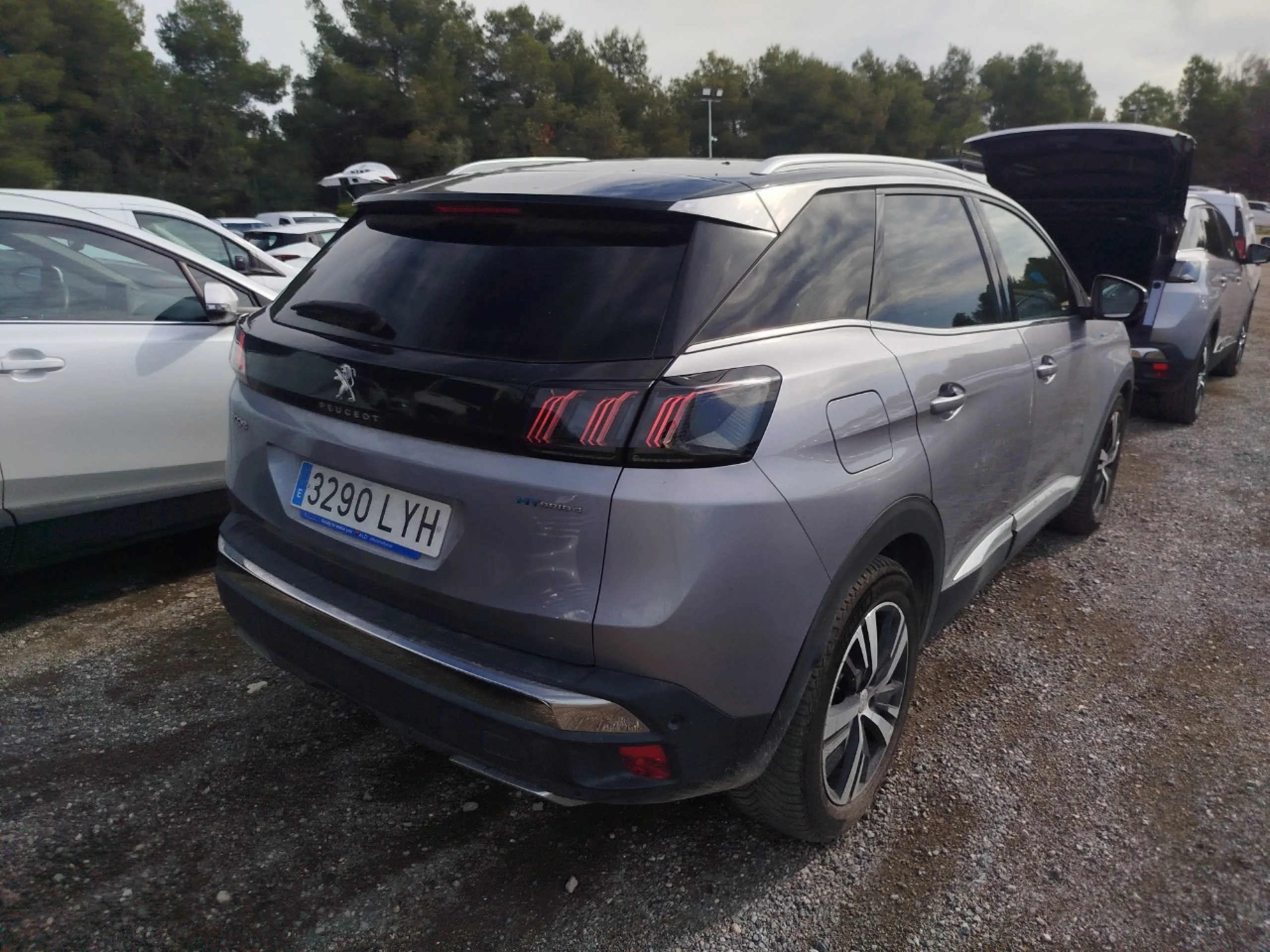 Peugeot 3008 300 e-EAT8 GT - Foto 4
