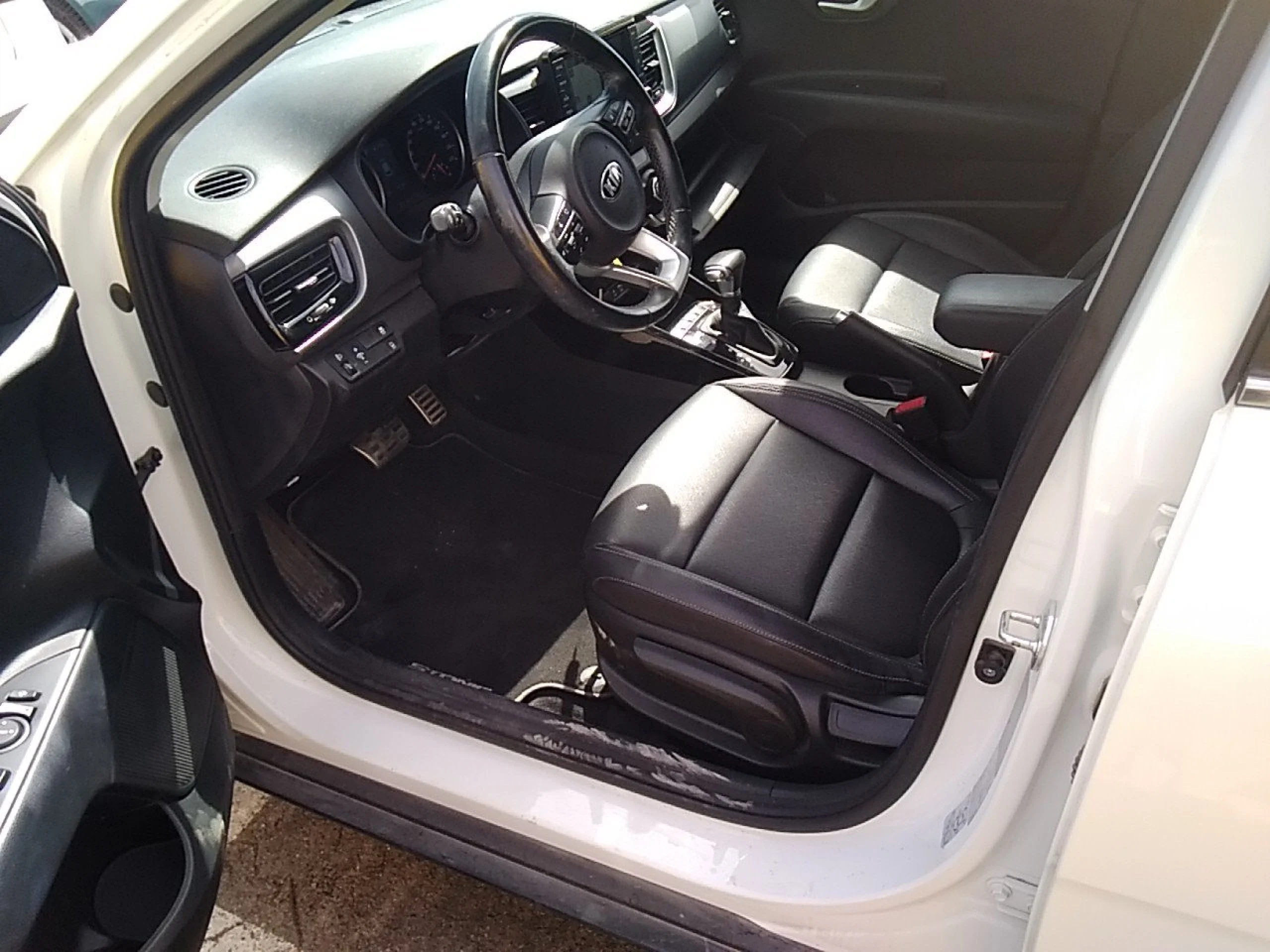 Kia Stonic 1.0 T-GDi 88kW (120CV) Black Edition DCT - Foto 7