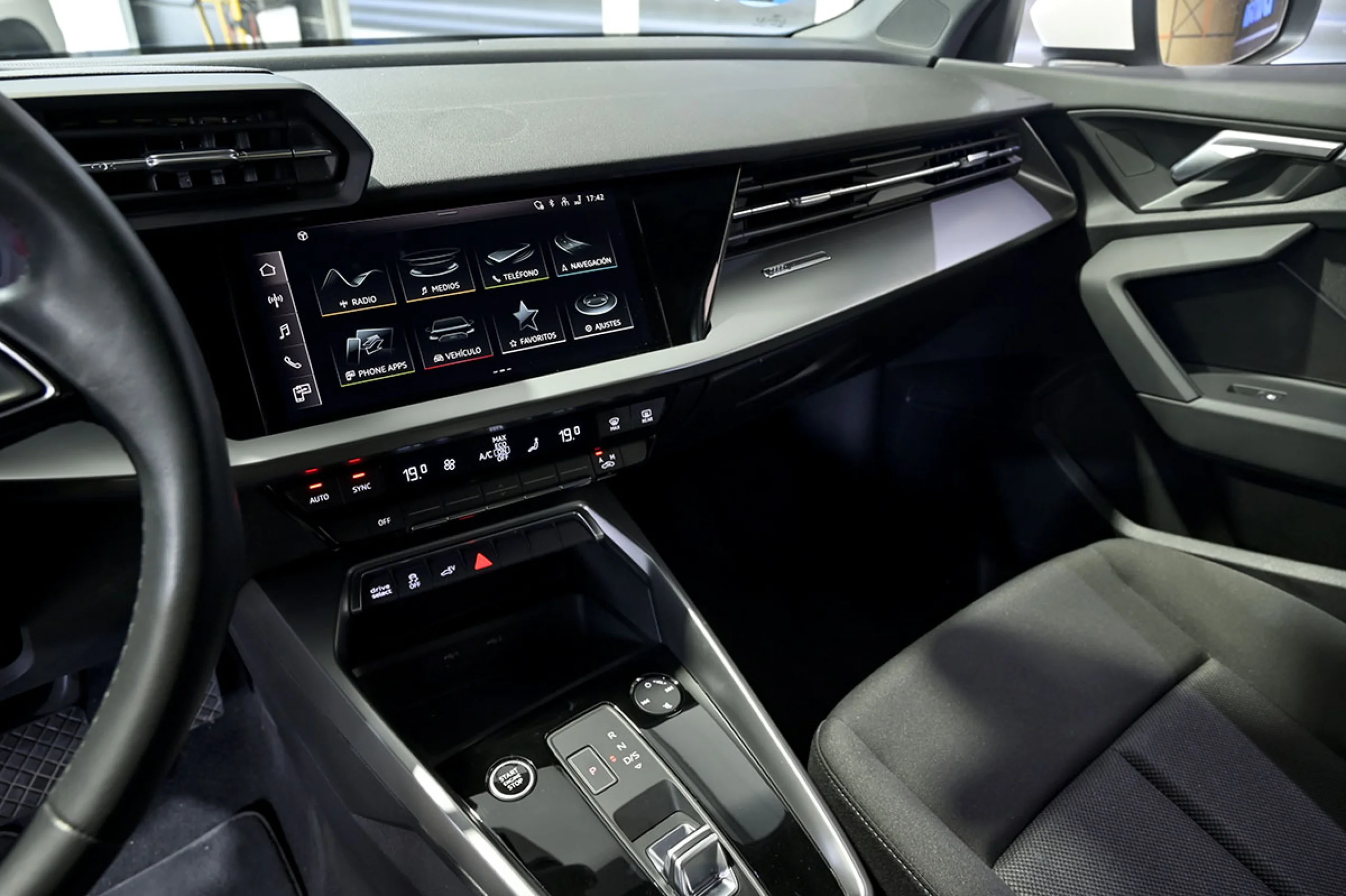 Audi A3 Sportback Advanced 40 TFSI e 150kW S tro - Foto 29