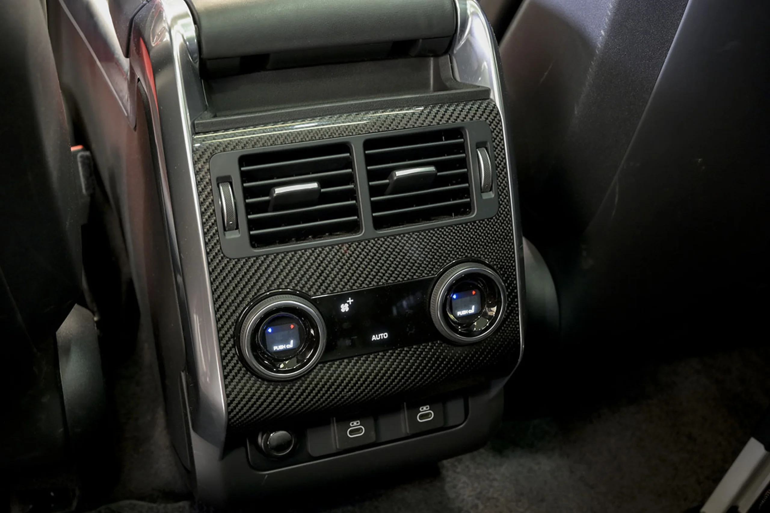 Land Rover Range Rover Sport 5.0 V8 423kW 575CV SVR Carbon Edition - Foto 39