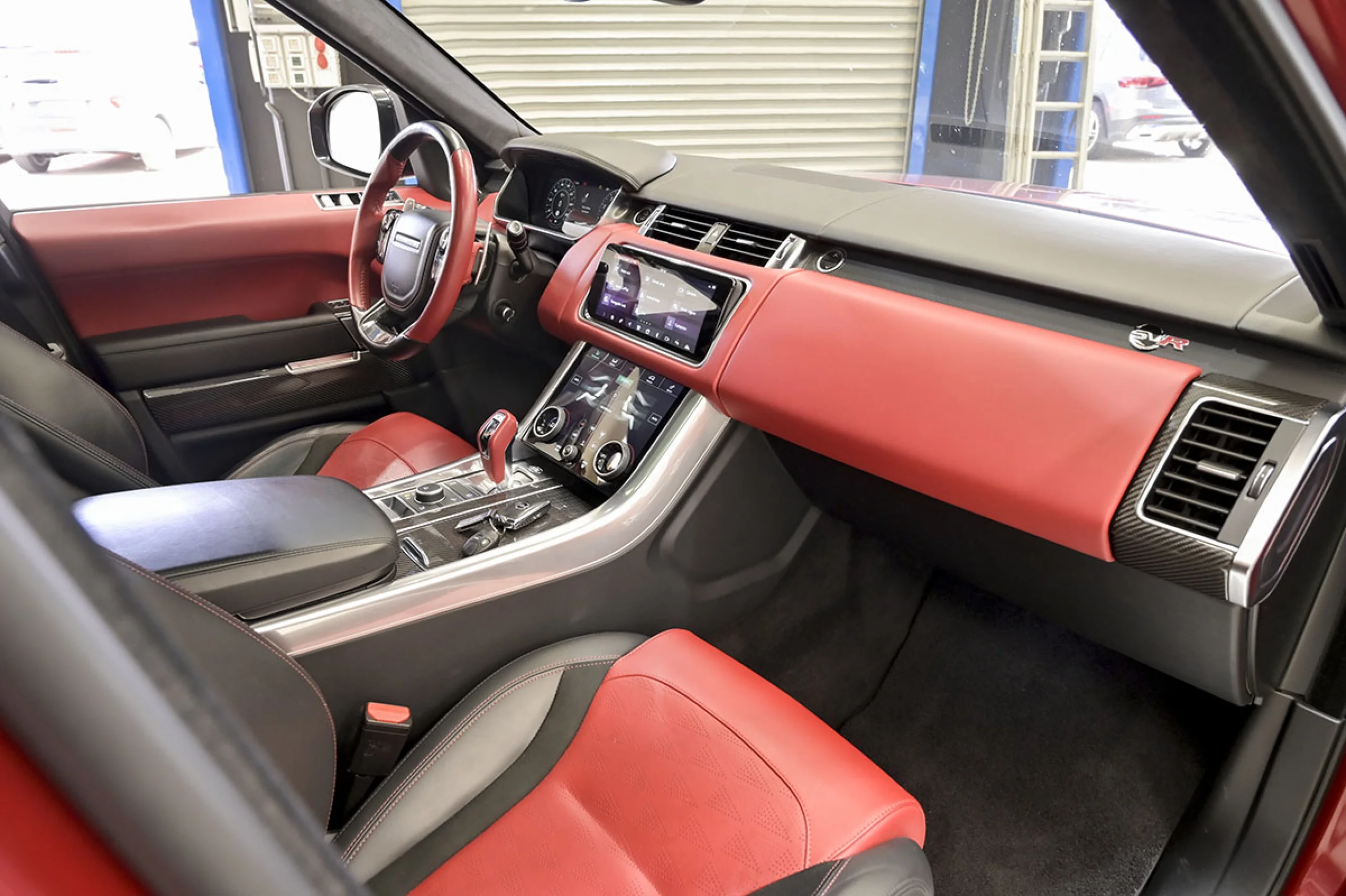 Land Rover Range Rover Sport 5.0 V8 423kW 575CV SVR Carbon Edition - Foto 38