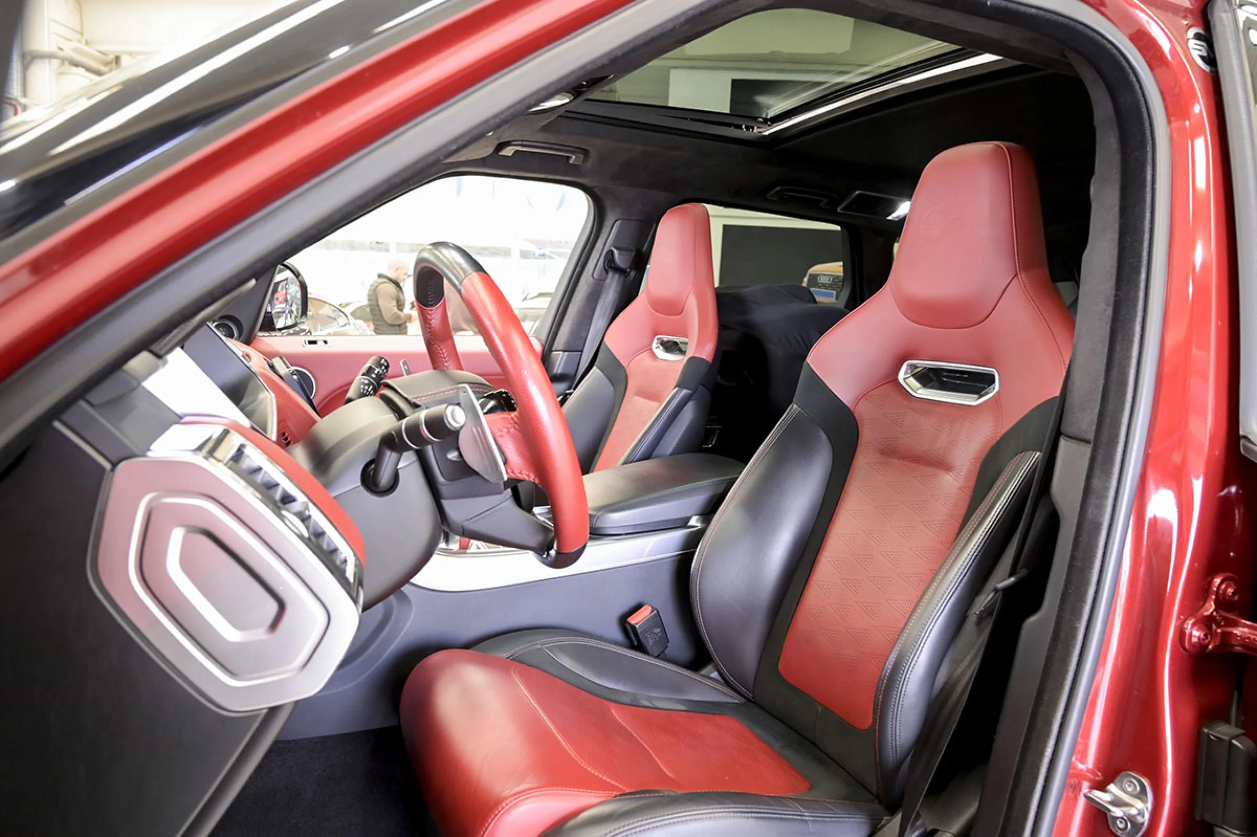 Land Rover Range Rover Sport 5.0 V8 423kW 575CV SVR Carbon Edition - Foto 7