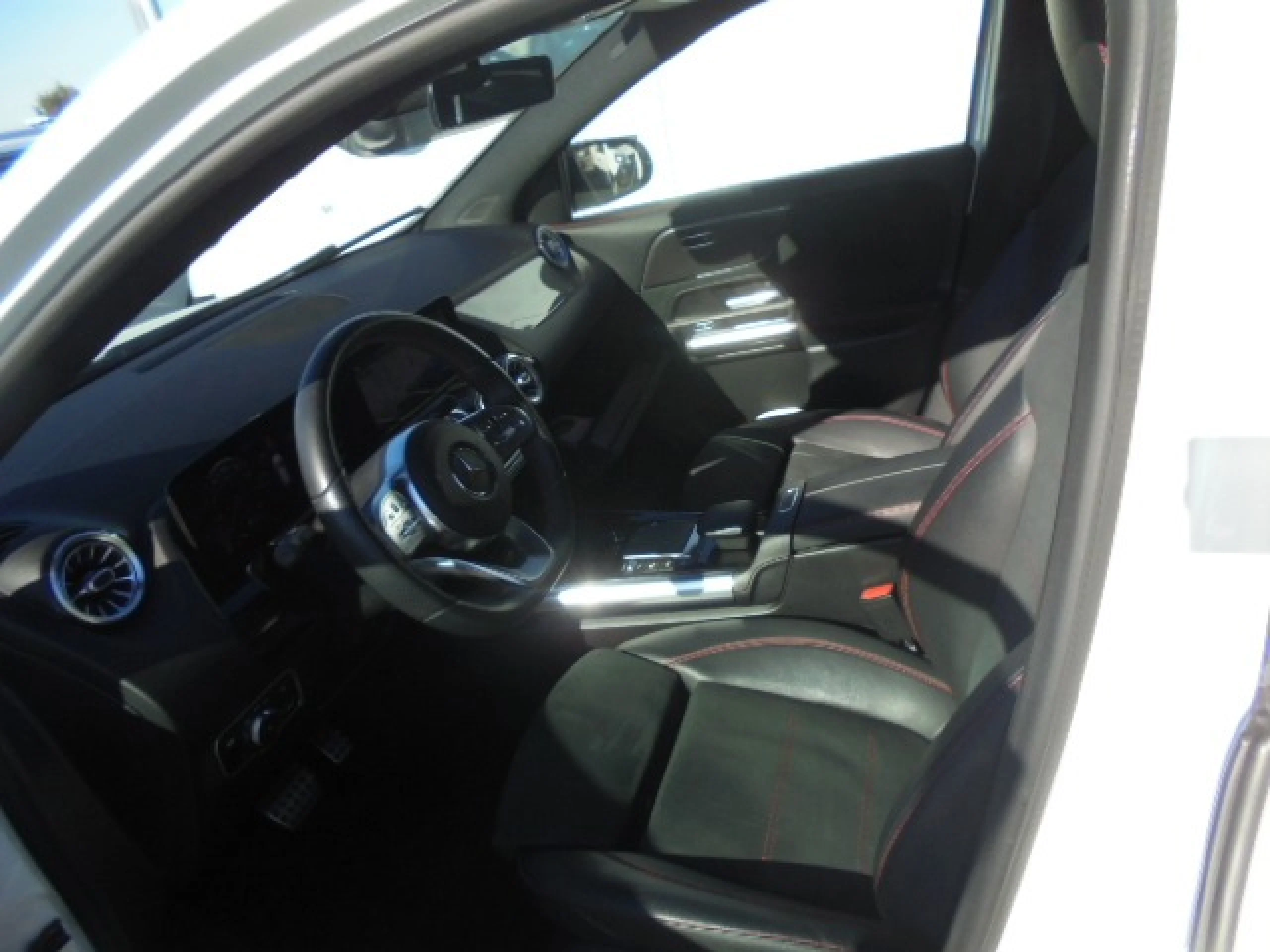 Mercedes-Benz GLA 200 MERCEDES GLA  200 D - Foto 7