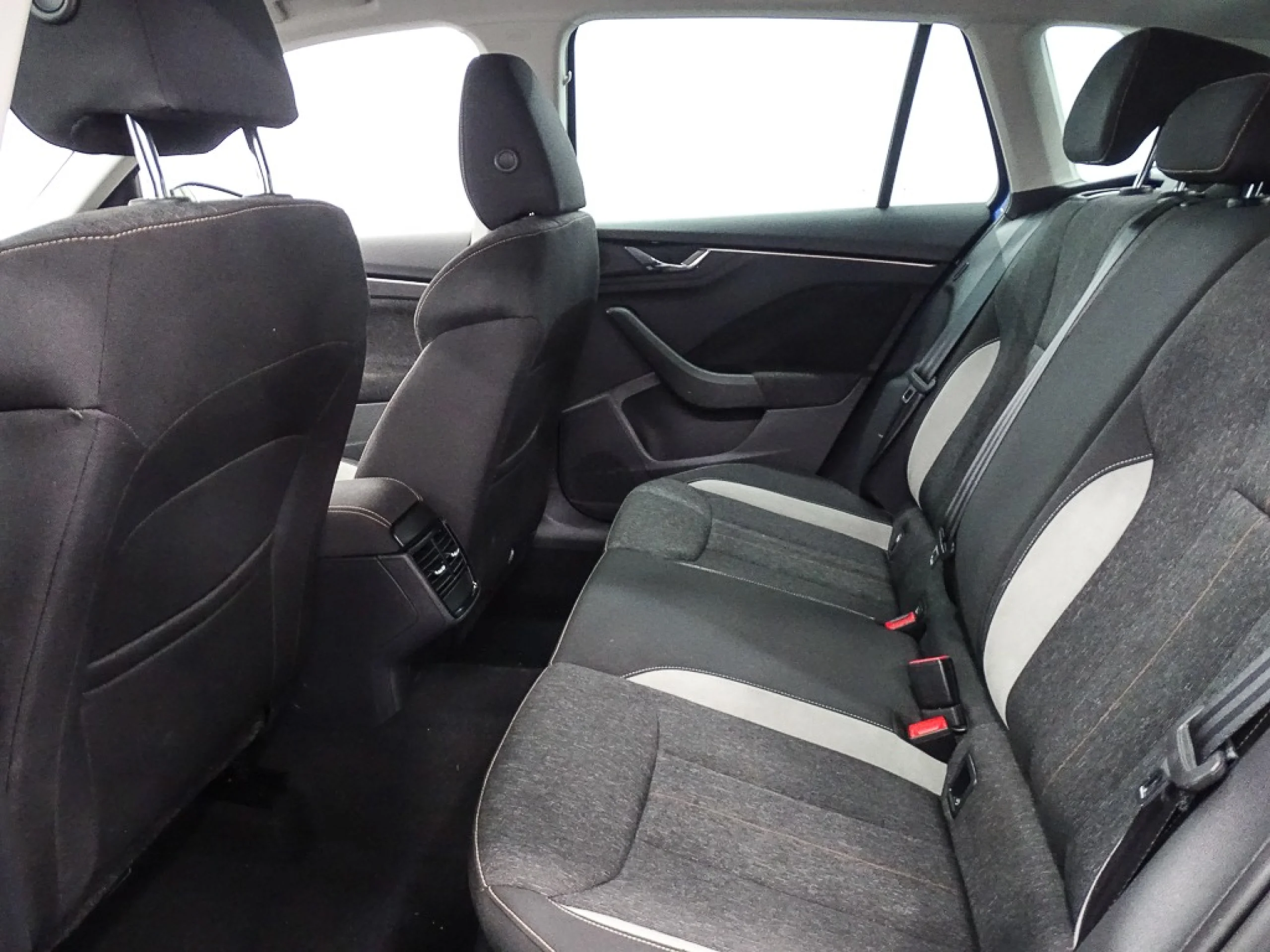 Skoda Kamiq 1.5 TSI 110kW 150CV Style - Foto 12