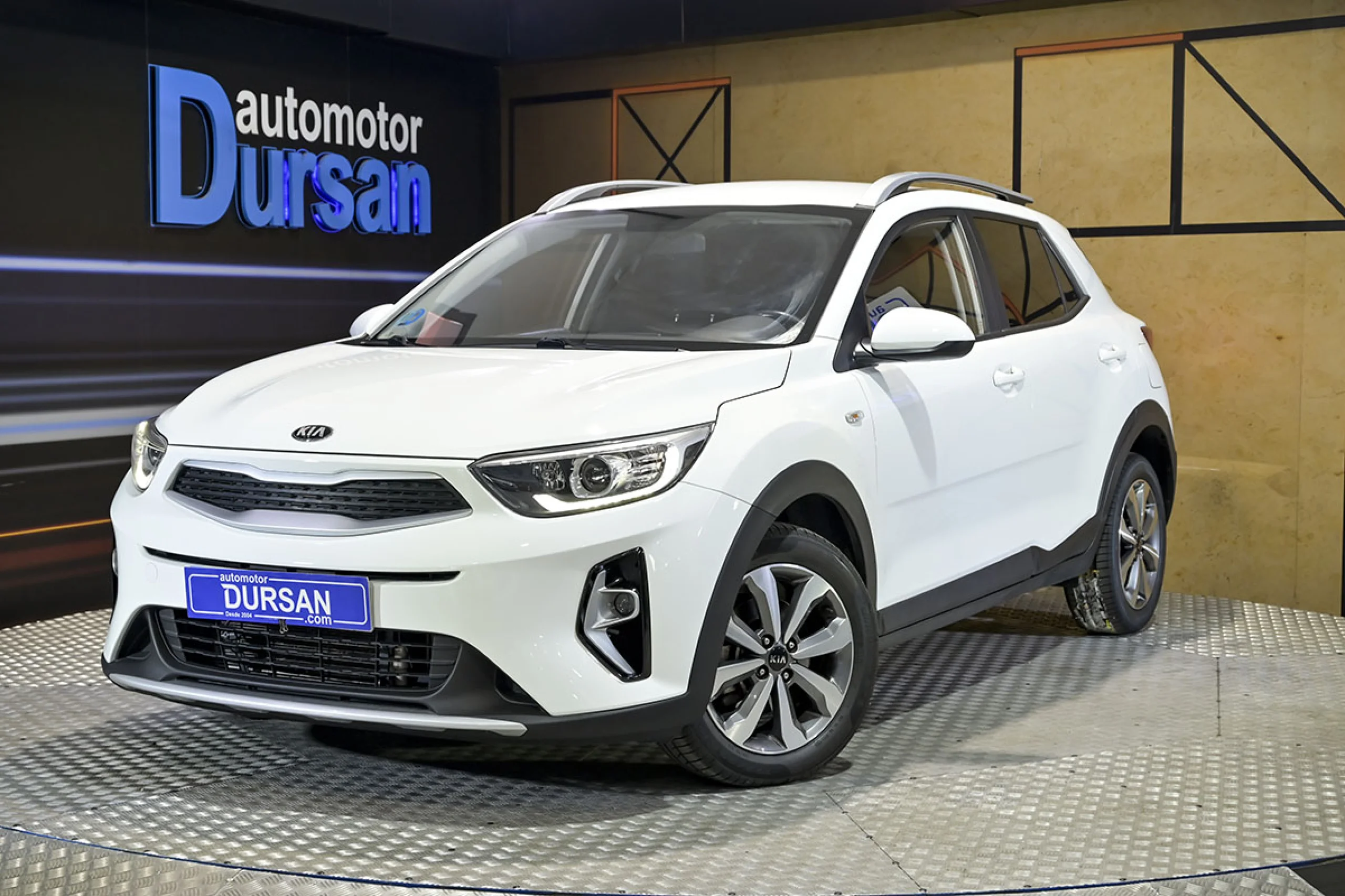 Kia Stonic 1.0 TGDi 74kW 100CV MHEV iMT Concept - Foto 1