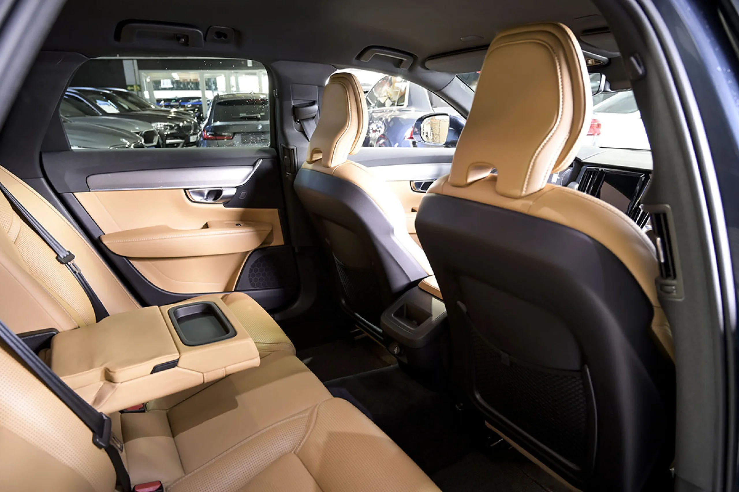 Volvo V90 Cross Country 2.0 D4 AWD Pro Auto - Foto 14