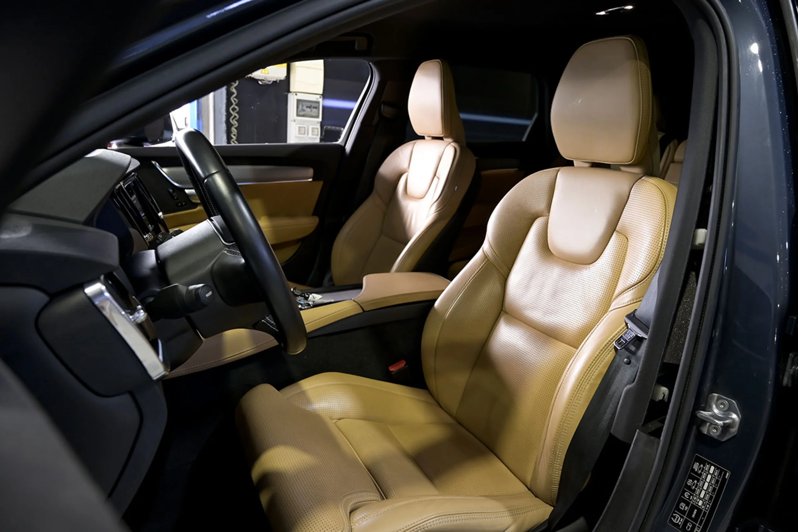 Volvo V90 Cross Country 2.0 D4 AWD Pro Auto - Foto 22