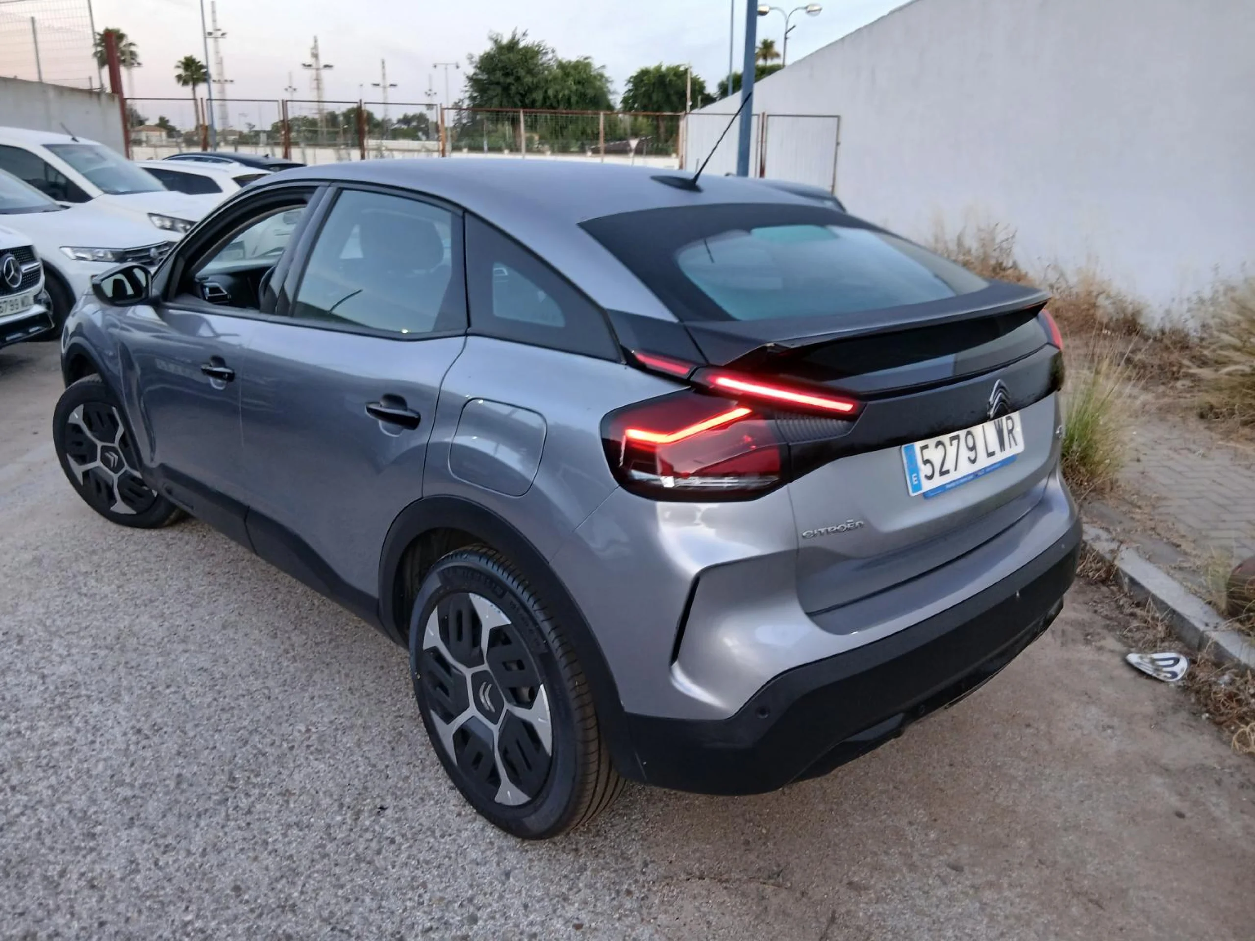 Citroen C4 BlueHDi 110 S&amp;S 6v Feel - Foto 2