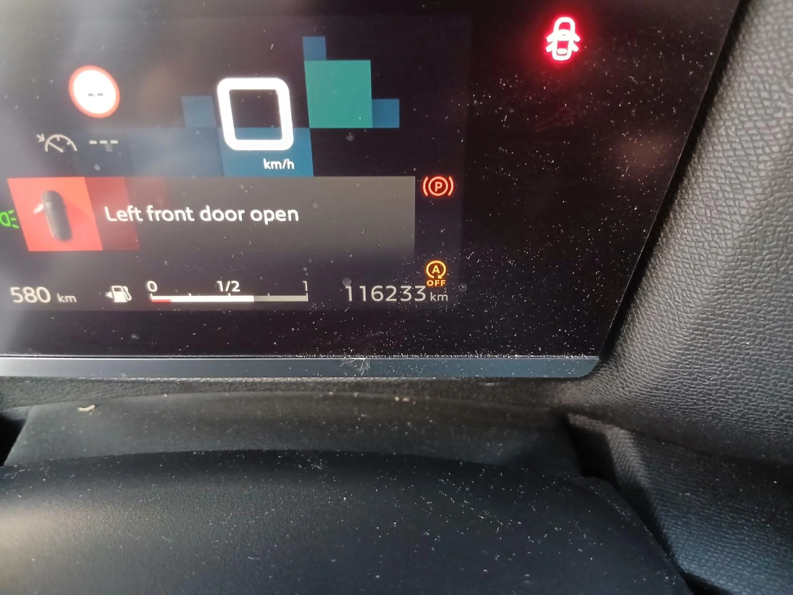 Citroen C4 BlueHDi 110 S&amp;S 6v Feel - Foto 6