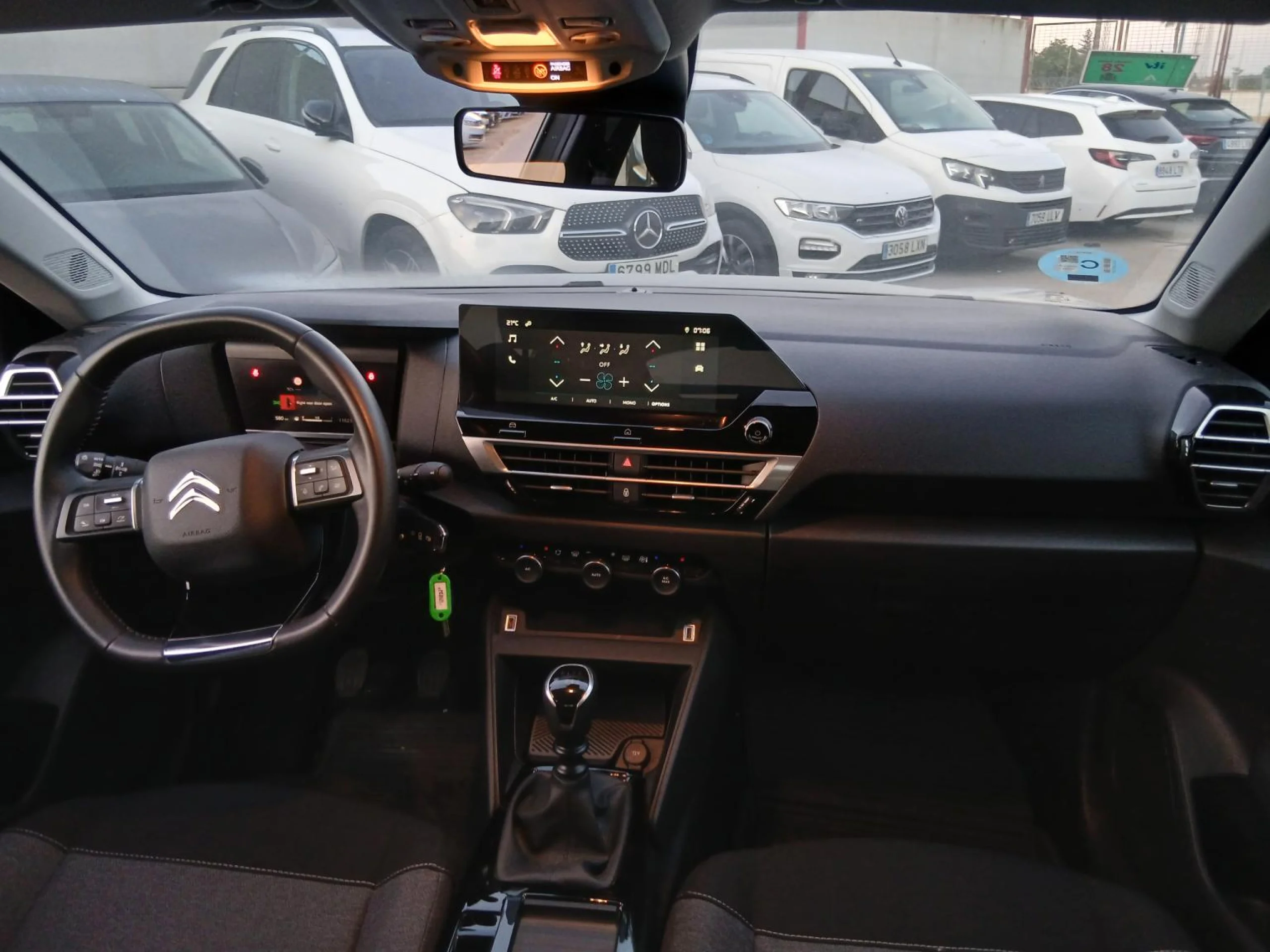 Citroen C4 BlueHDi 110 S&amp;S 6v Feel - Foto 8