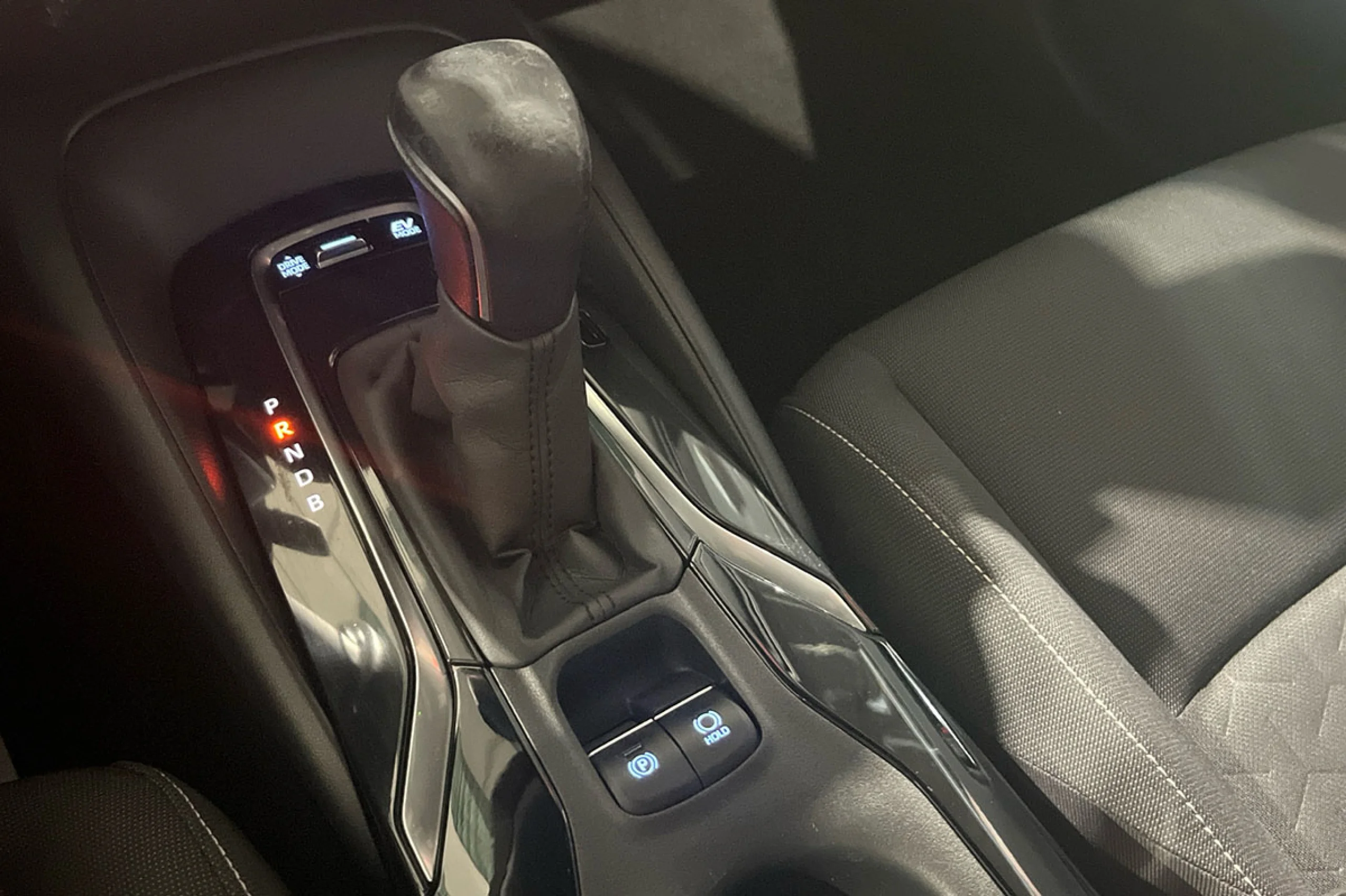 Toyota Corolla 1.8 125H ACTIVE TECH ECVT - Foto 26