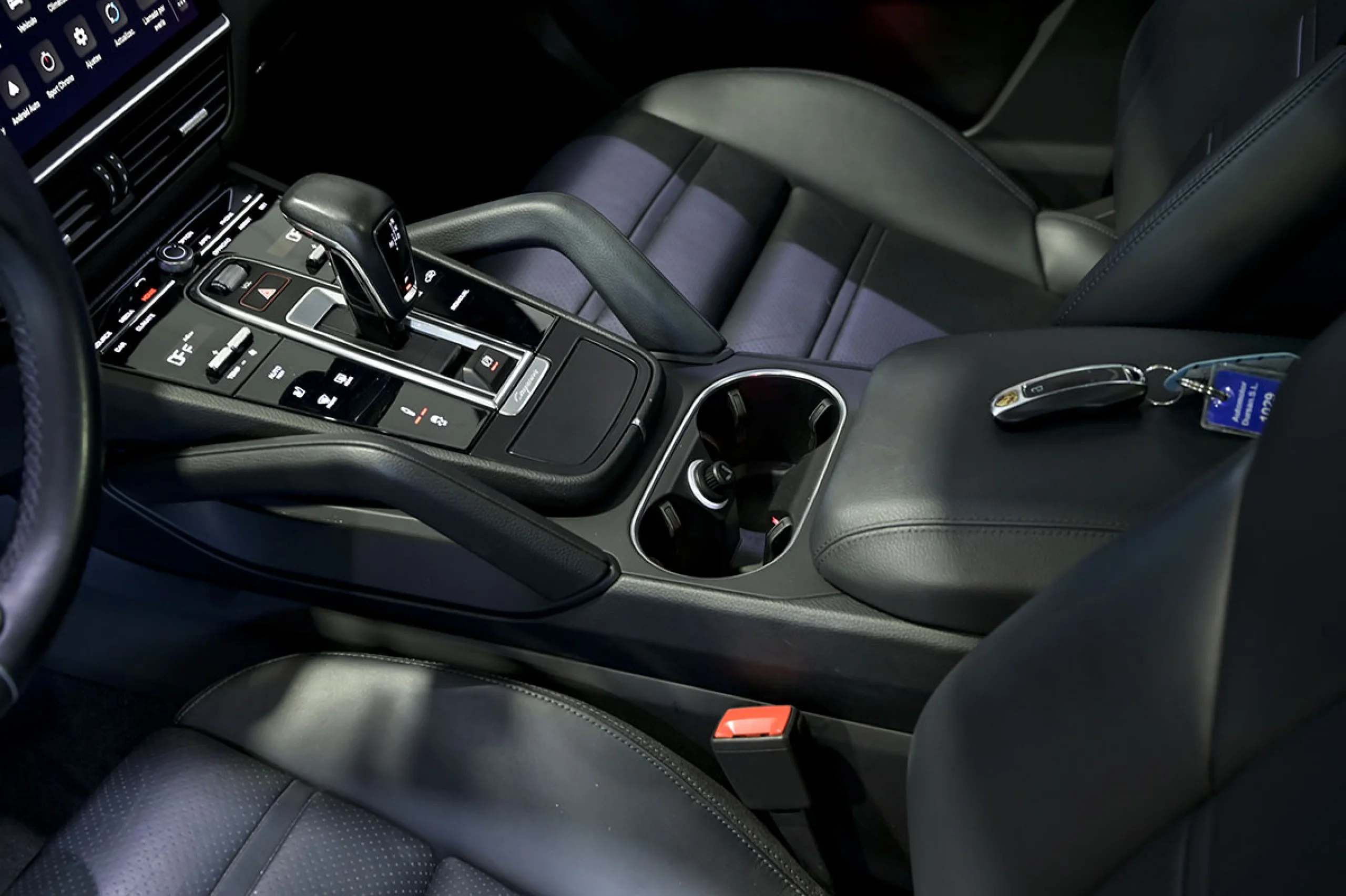 Porsche Cayenne Coupé EHybrid - Foto 34