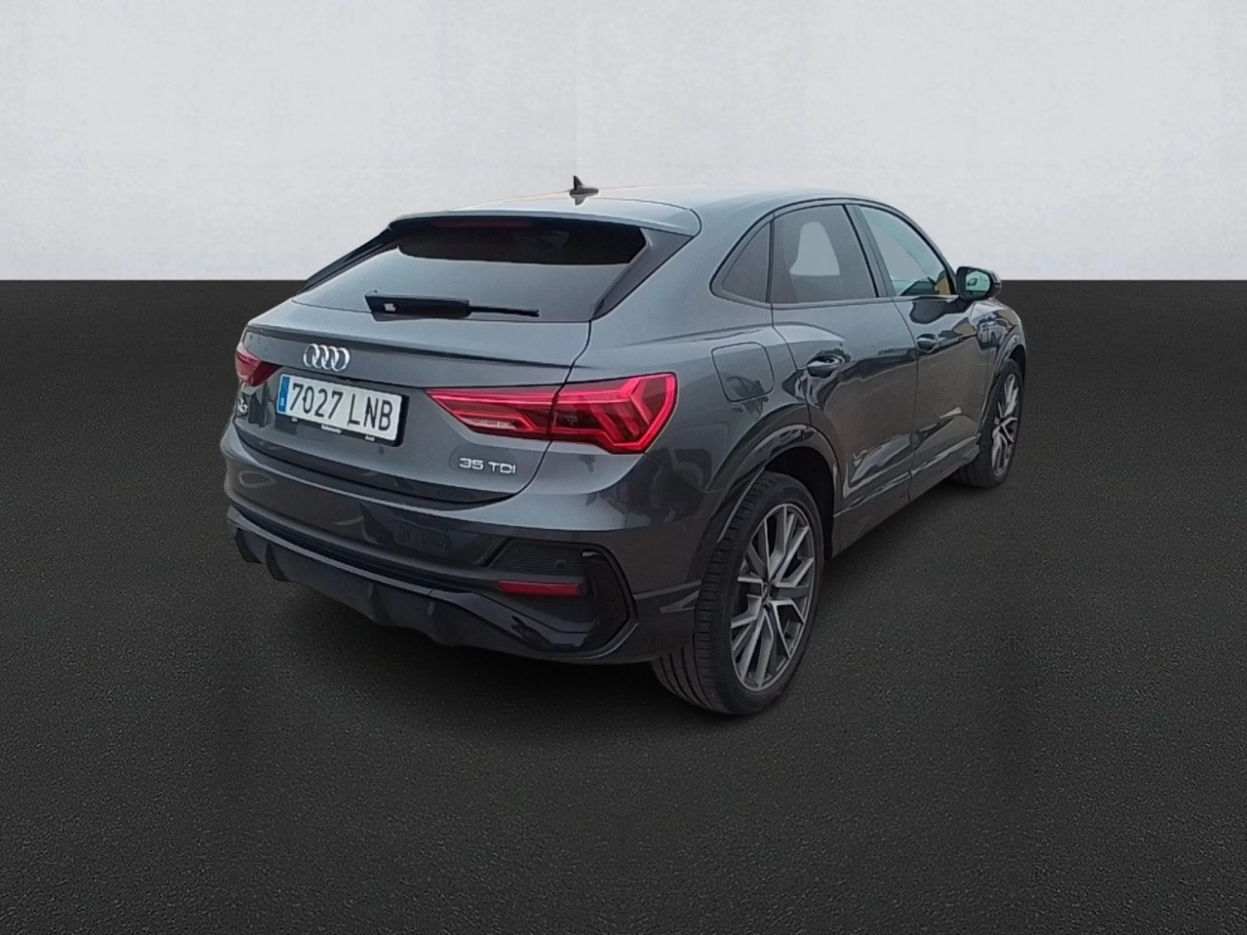 Audi Q3 SPORTBACK Black line 35 TDI 110kW (150CV) S tronic - Foto 4