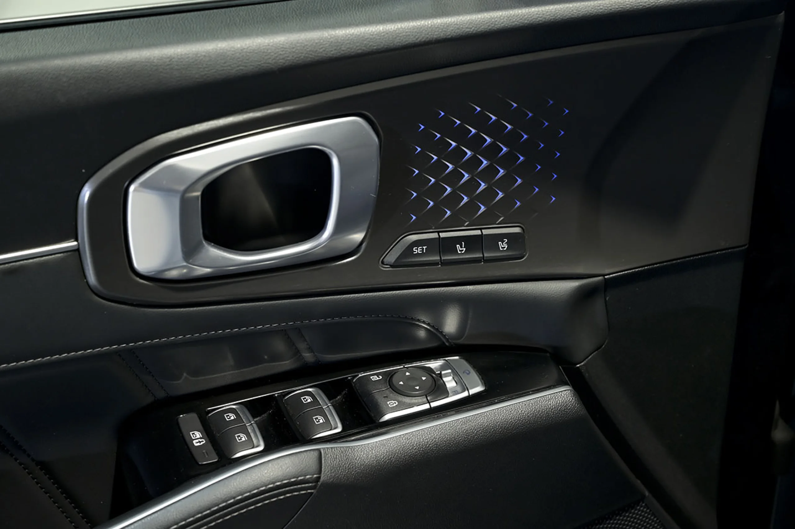 Kia Sorento 1.6 TGDi HEV Emotion 4x2 7pl P.Luxury - Foto 24