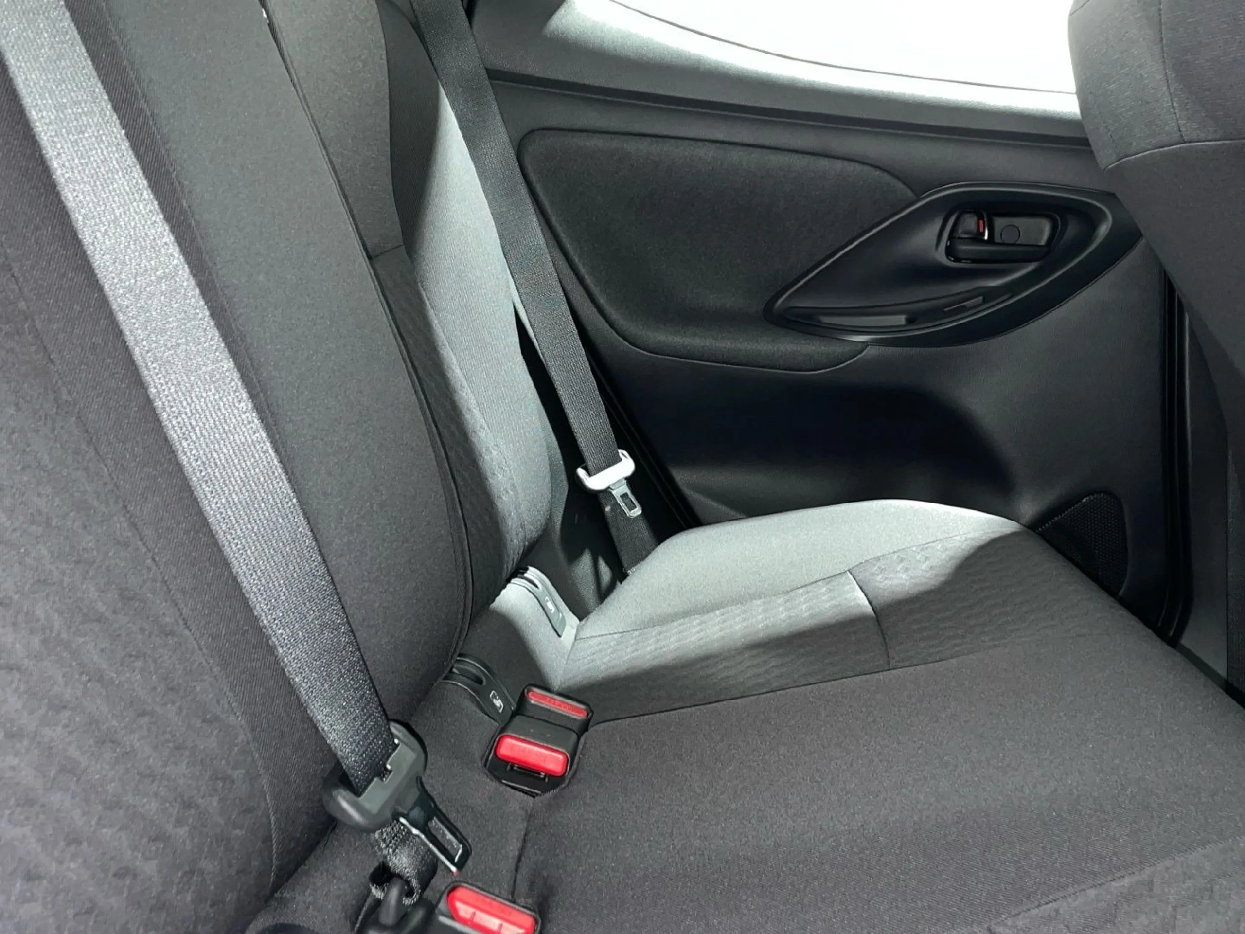 Toyota Yaris Active Tech 120H - Foto 13