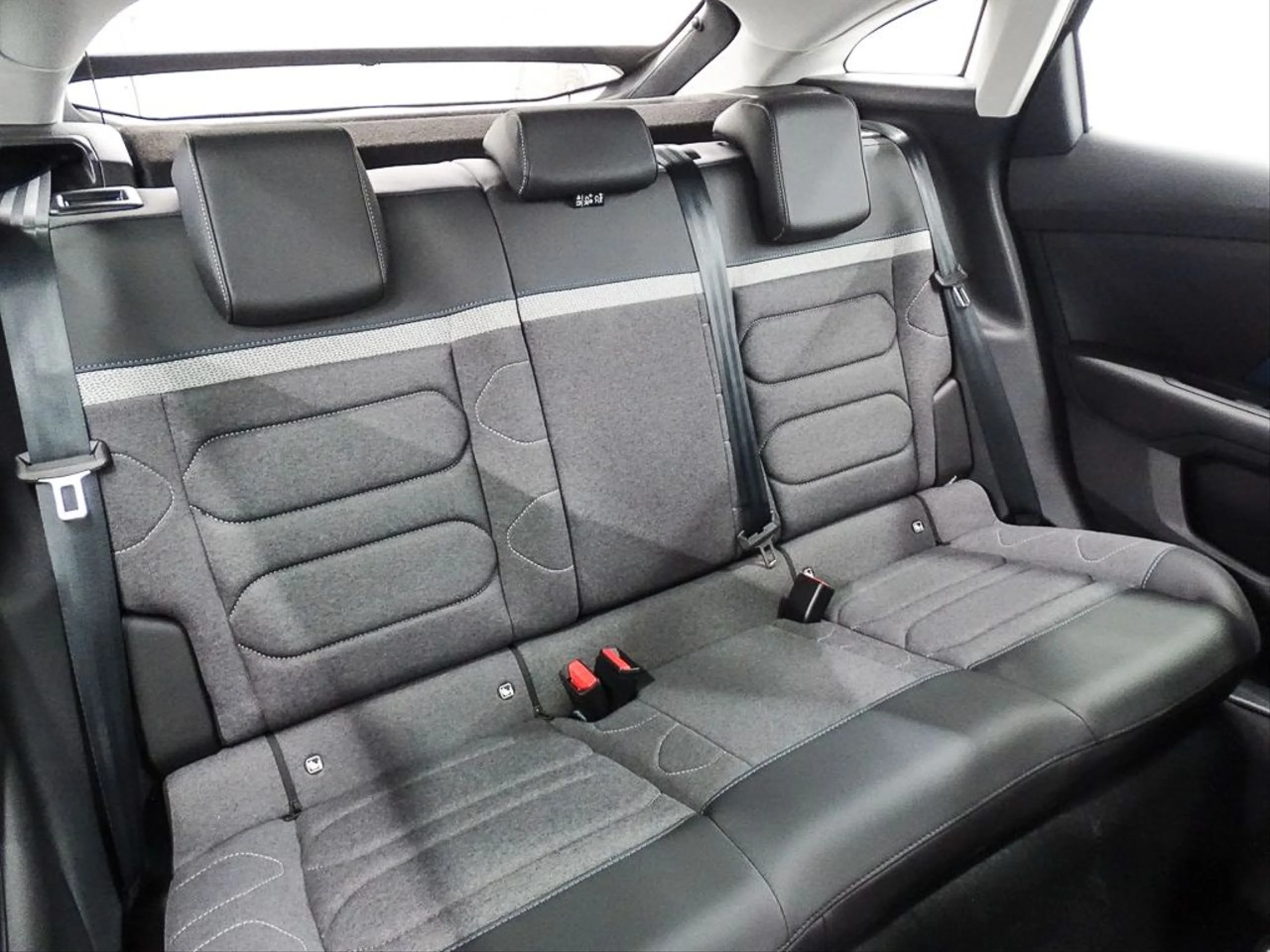 Citroen C4 ë-C4 eC4 electrico 100kW 50kWh Feel - Foto 14