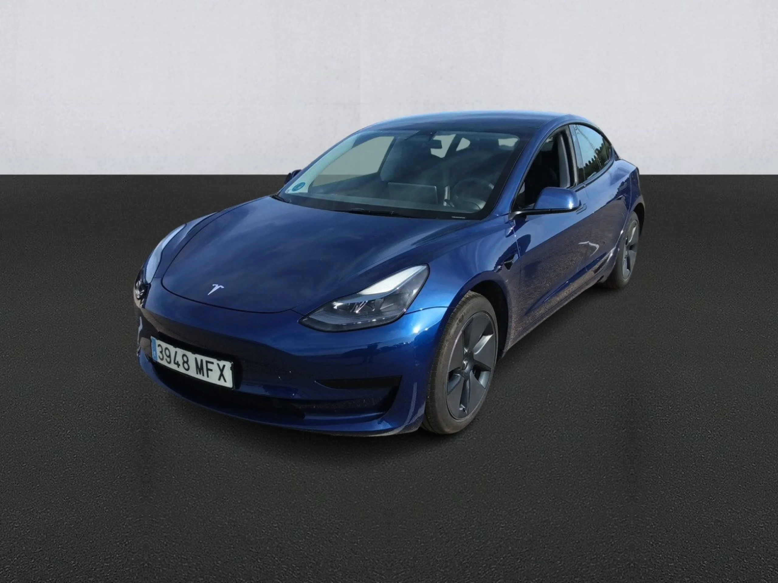 TESLA Model 3 RWD - Foto 1