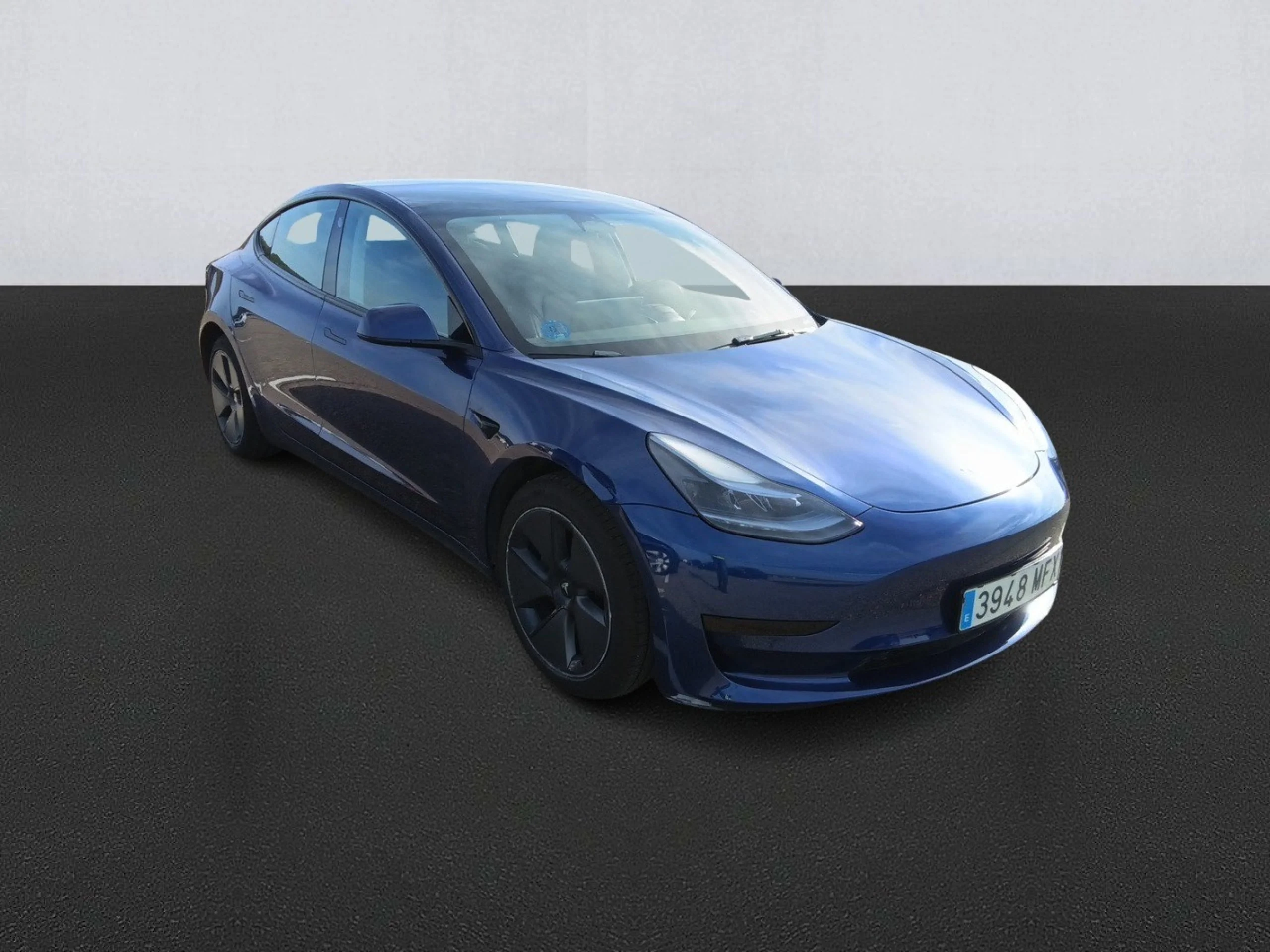 TESLA Model 3 RWD - Foto 3