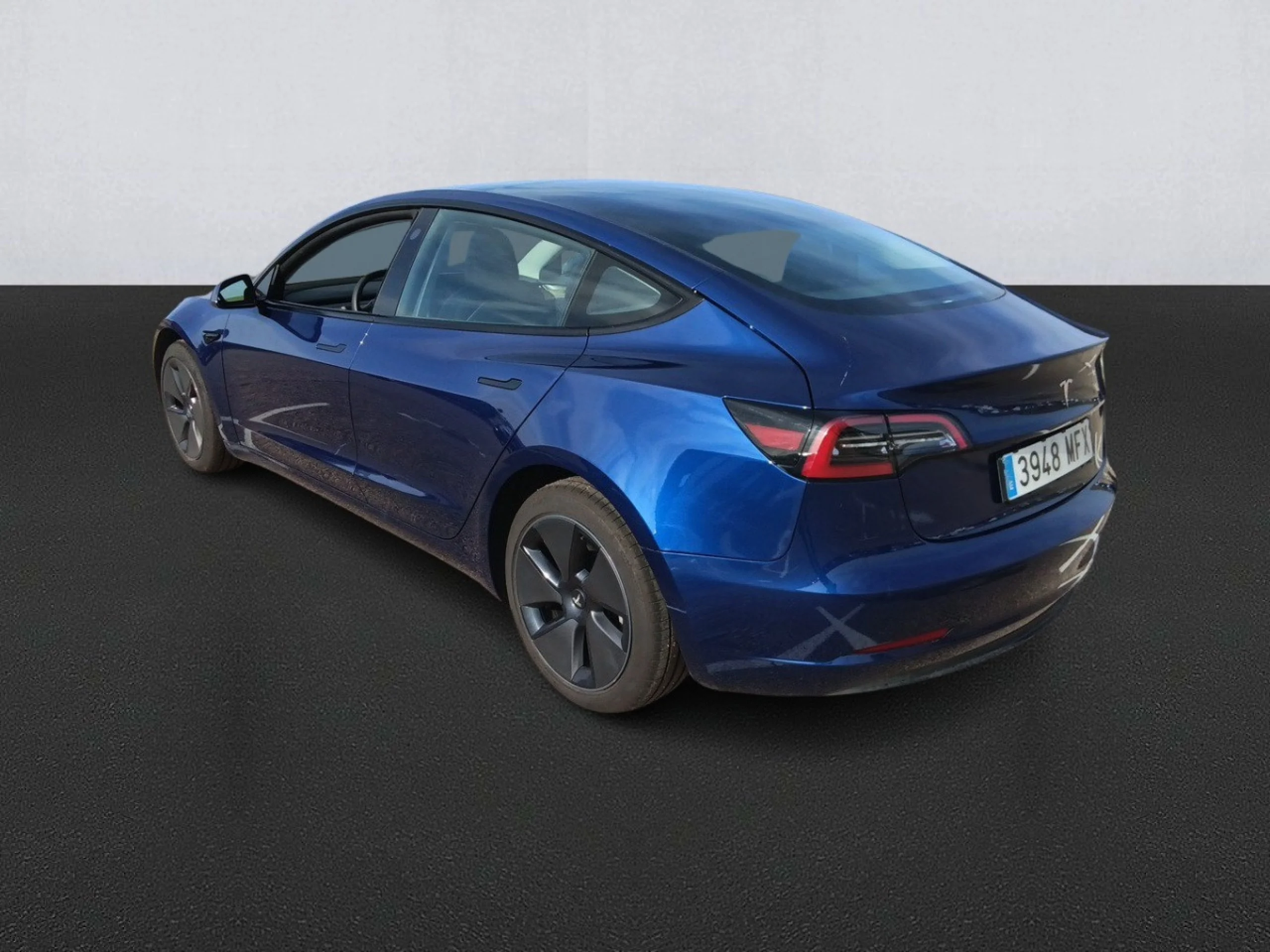 TESLA Model 3 RWD - Foto 6