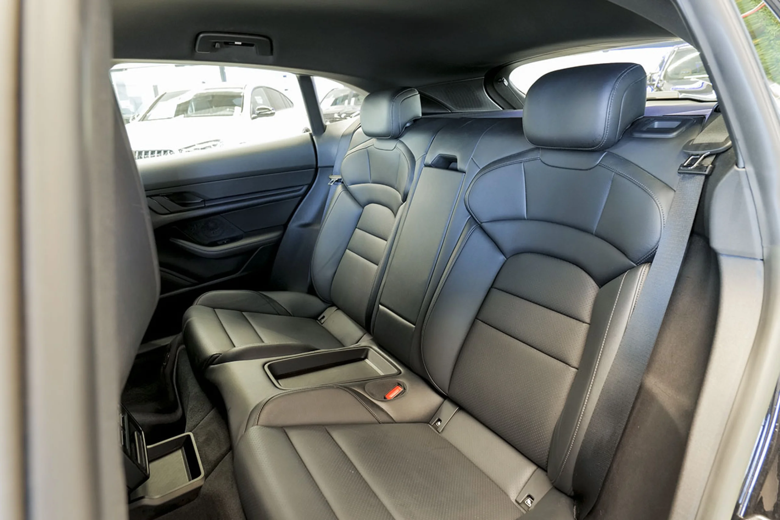 Porsche Taycan Sport Turismo - Foto 14