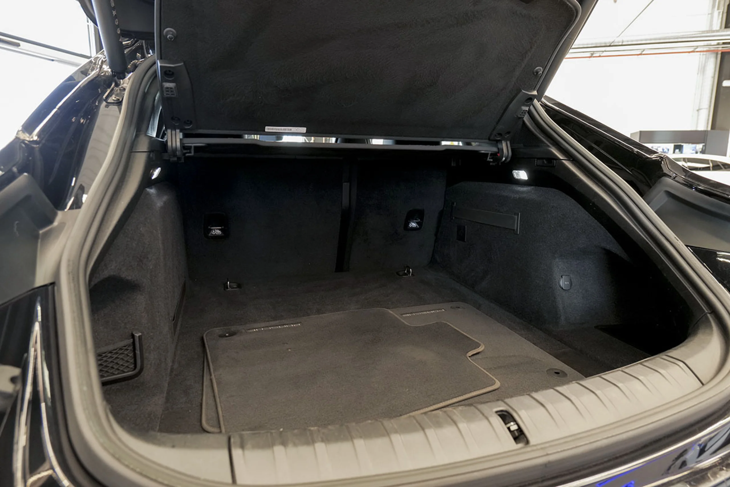 Porsche Taycan Sport Turismo - Foto 11