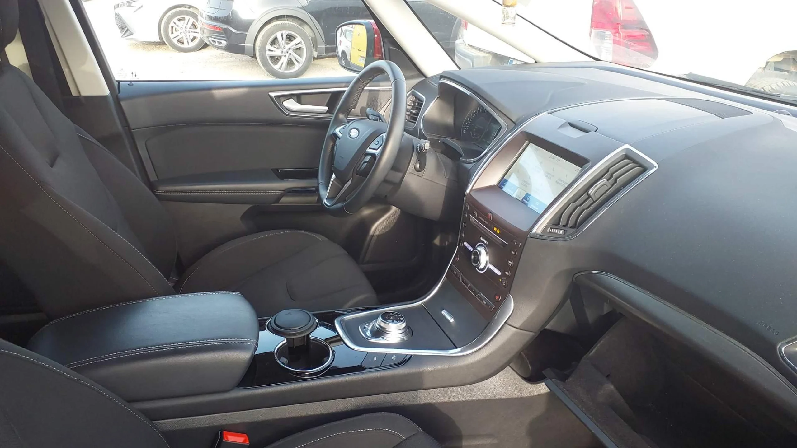 Ford S-Max 2.5 Duratec Atkin. FHEV 140kW Titanium 7 - Foto 5