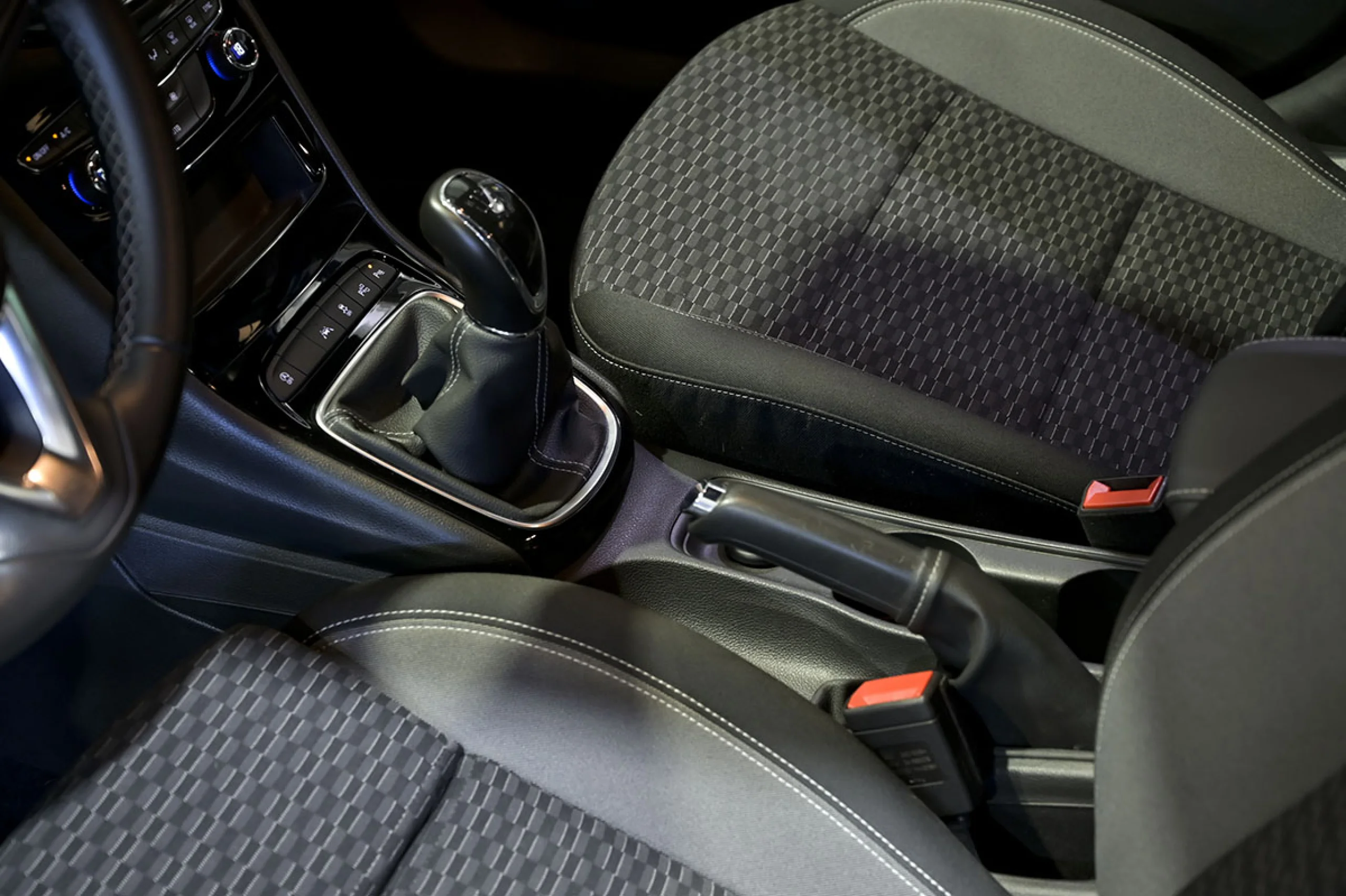 Opel Astra 1.2T SHL 81kW 110CV GS Line - Foto 31