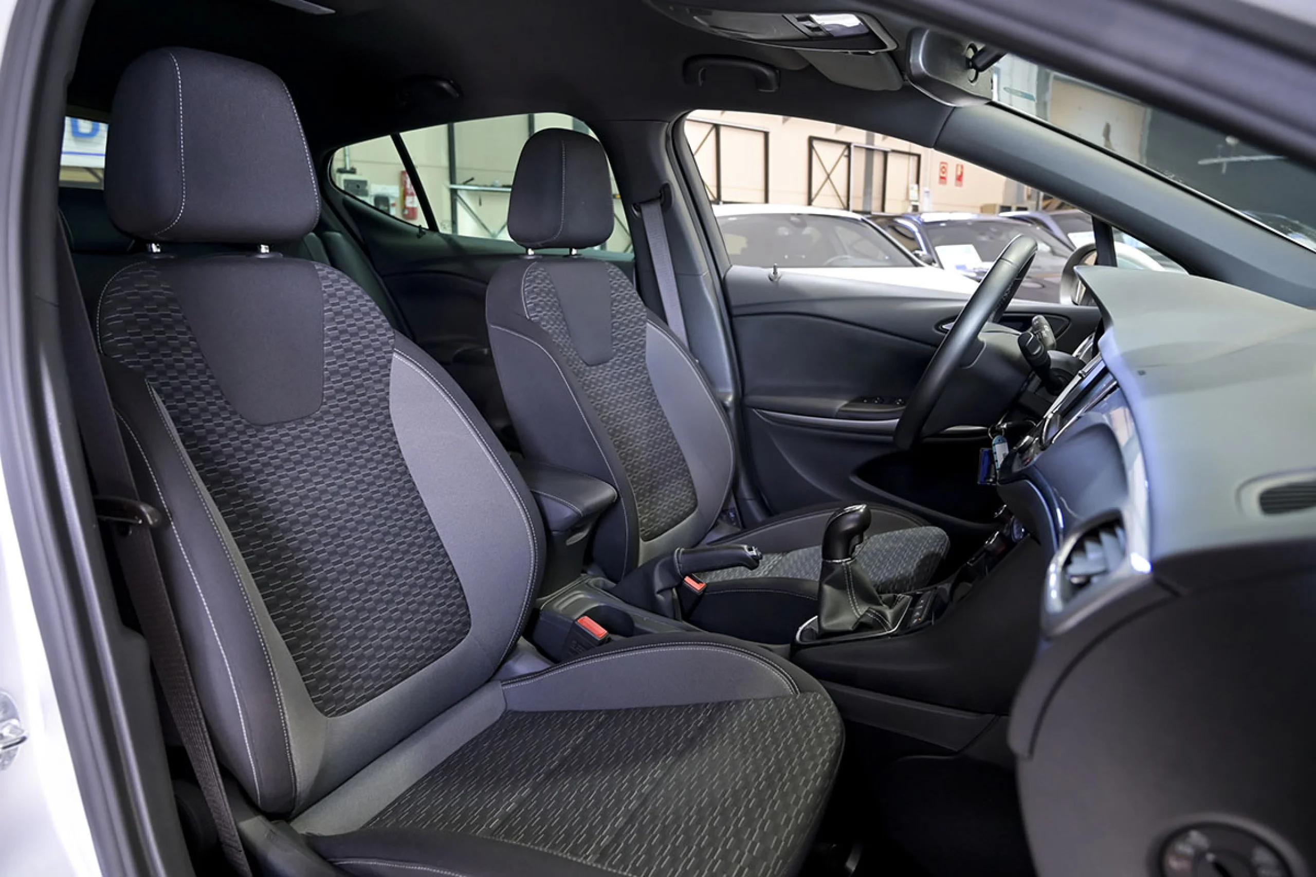 Opel Astra 1.2T SHL 81kW 110CV GS Line - Foto 33