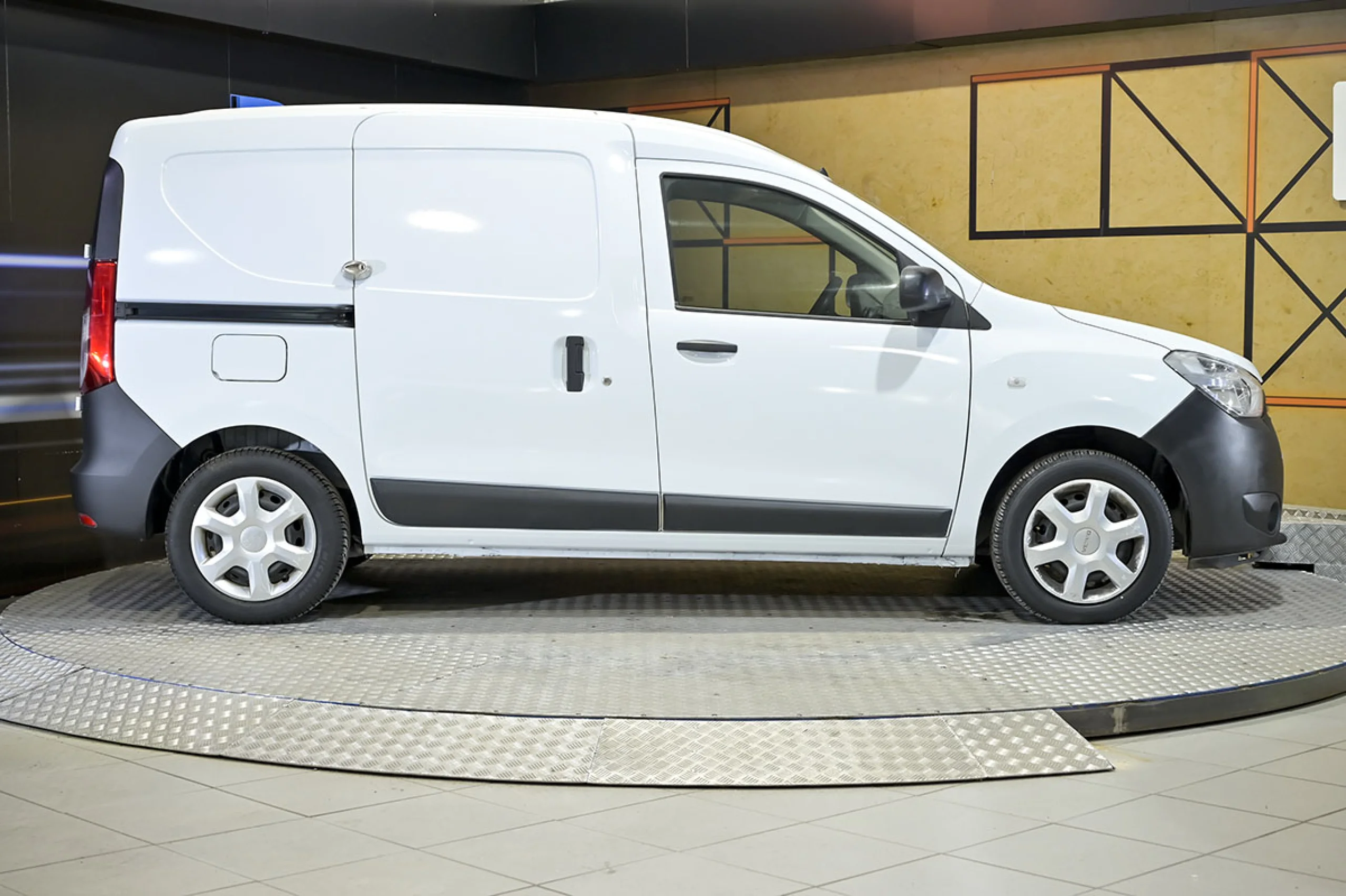 Dacia Dokker Essential Blue dCi 70kW 95CV N1 - Foto 18