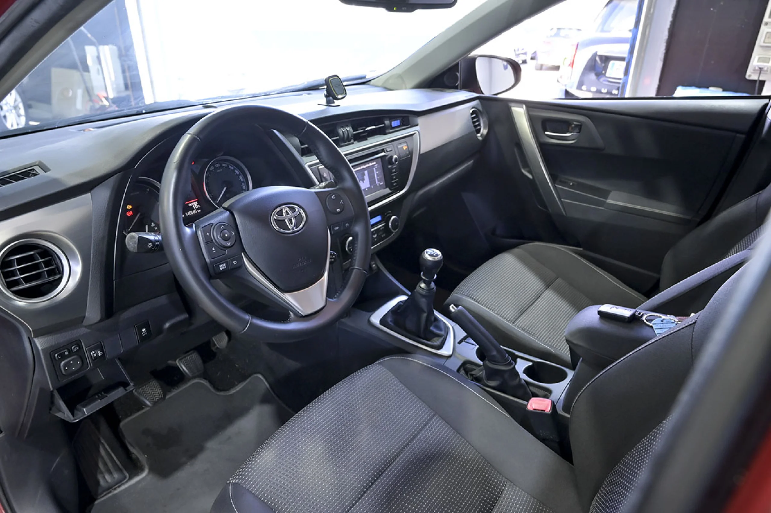Toyota Auris 120D Active - Foto 6