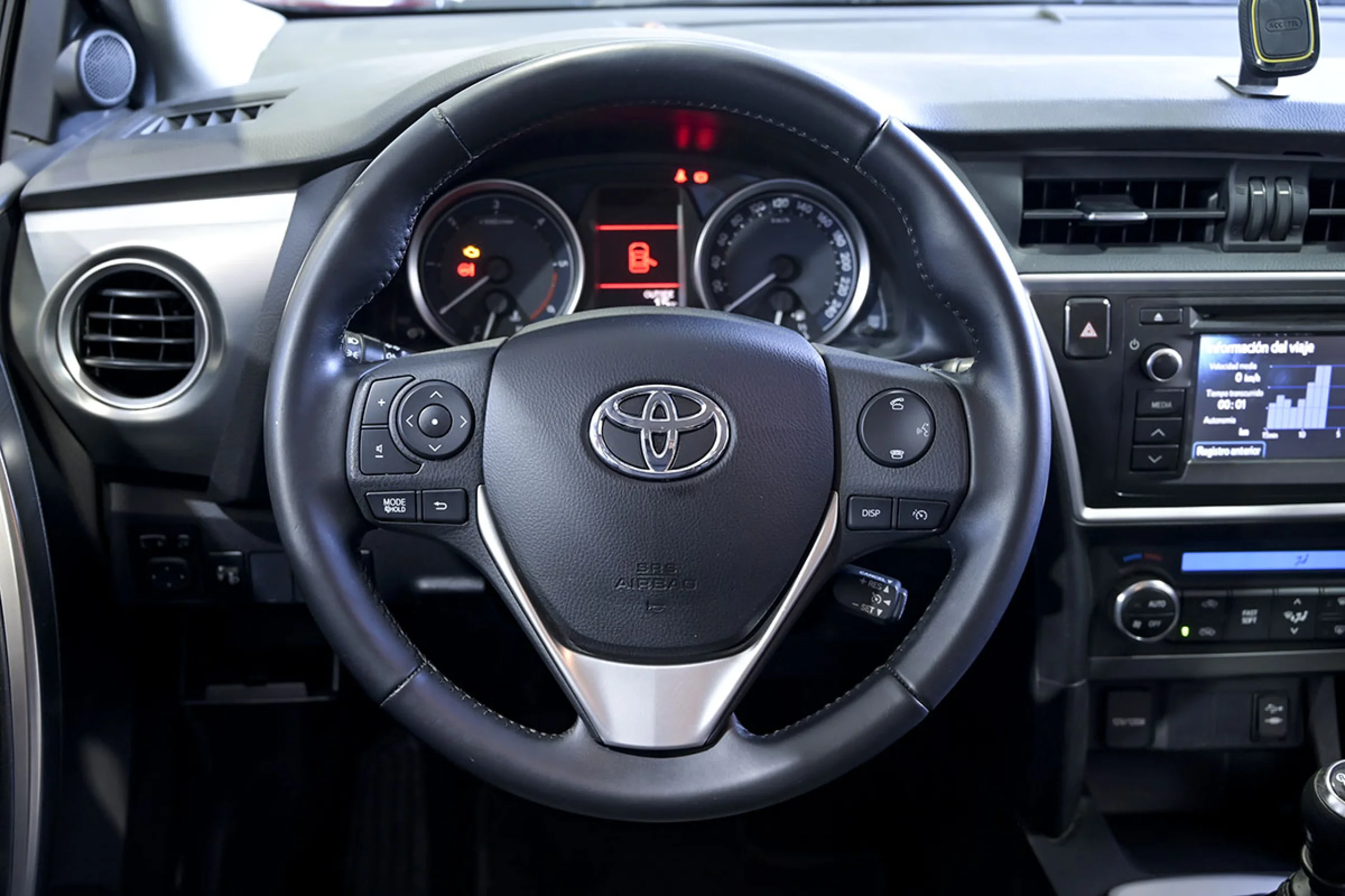 Toyota Auris 120D Active - Foto 24