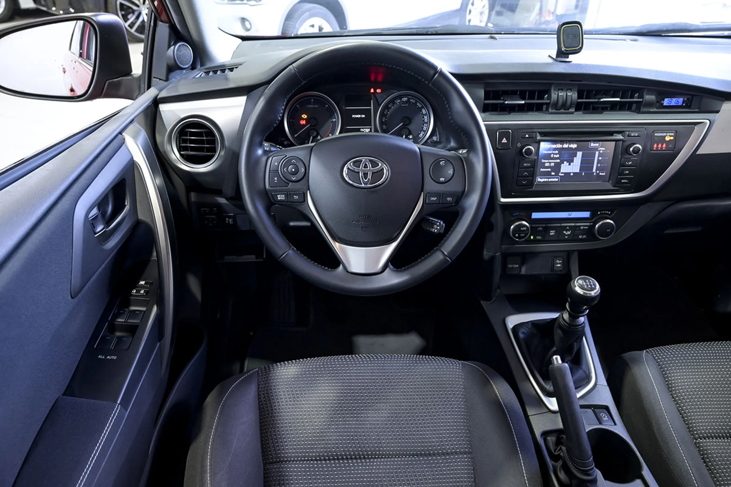 Toyota Auris 120D Active - Foto 30
