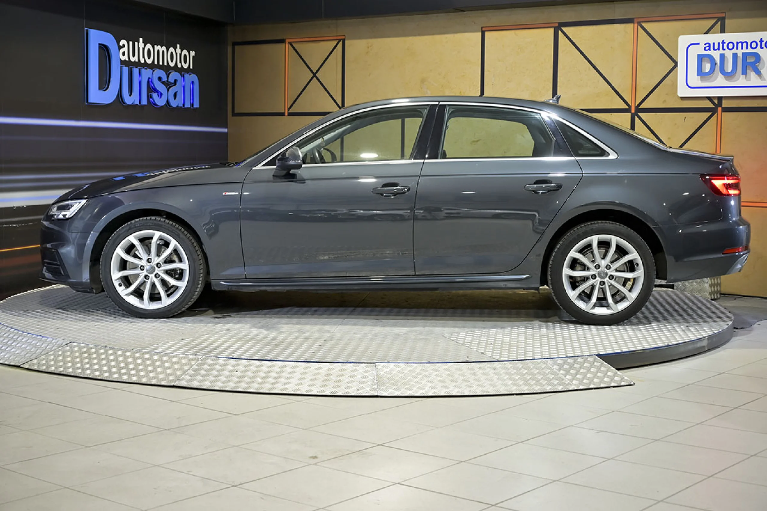 Audi A4 S line 35 TDI 110kW 150CV S tronic - Foto 19