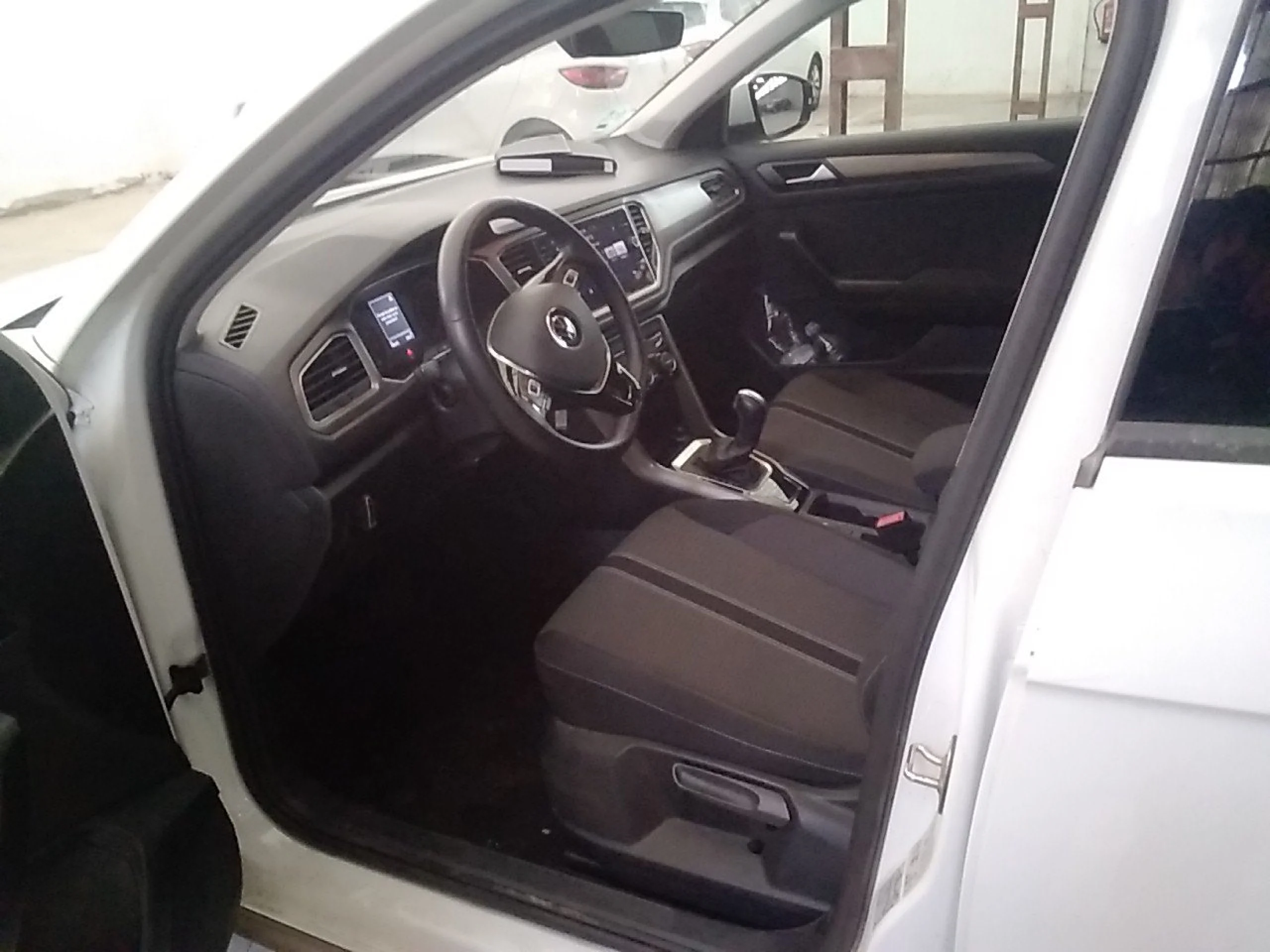 Volkswagen T-Roc Advance 1.5 TSI 110kW (150CV) DSG - Foto 7