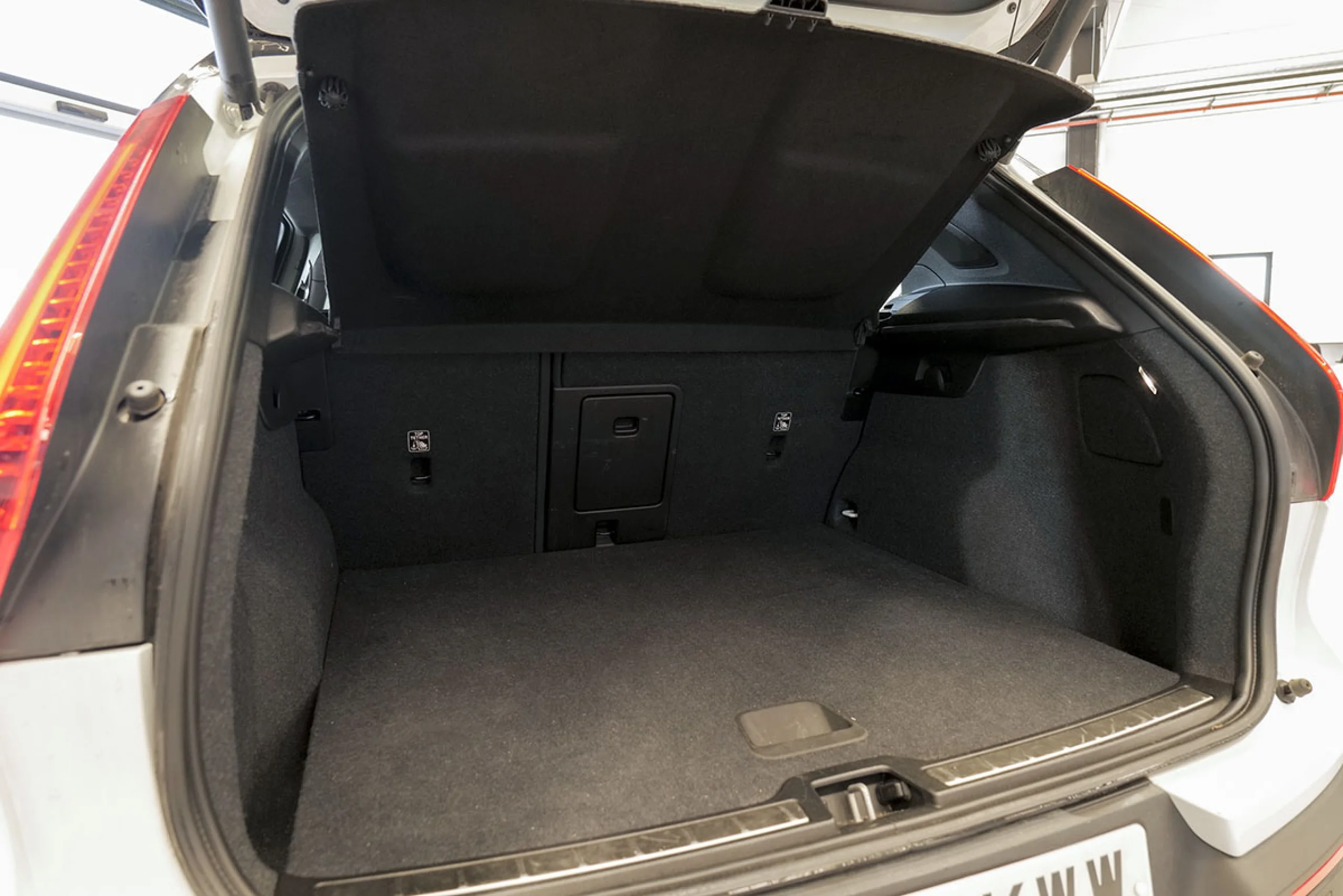 Volvo XC 40 XC40 2.0 T4 RDesign Auto - Foto 11