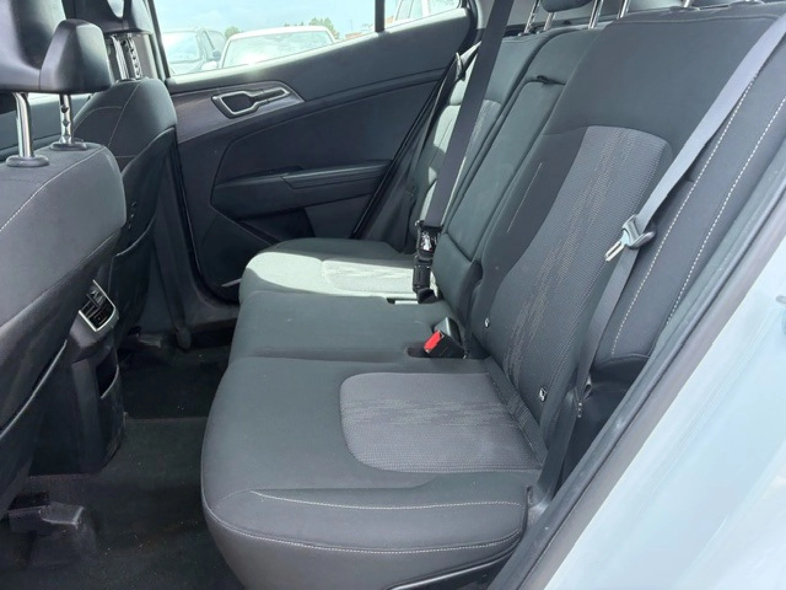 Kia Sportage 1.6 CRDi MHEV 100kW (136CV) Drive 4x2 - Foto 8