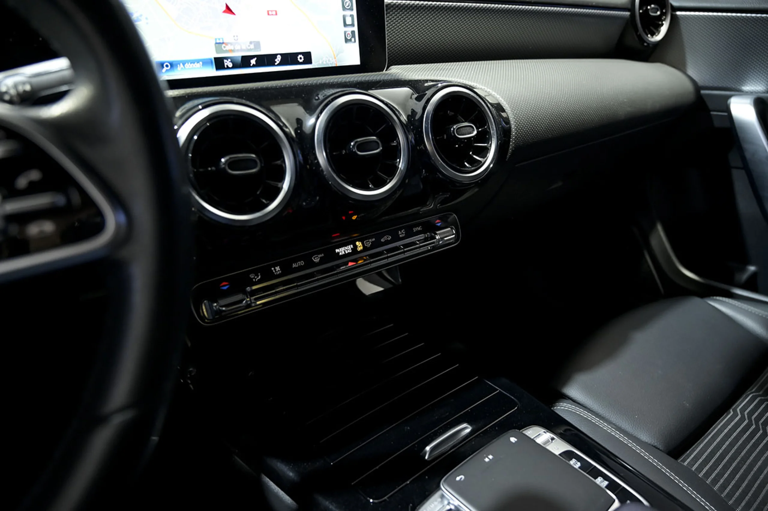 Mercedes-Benz A 180 MERCEDES-BENZ Clase A A 180 d - Foto 32