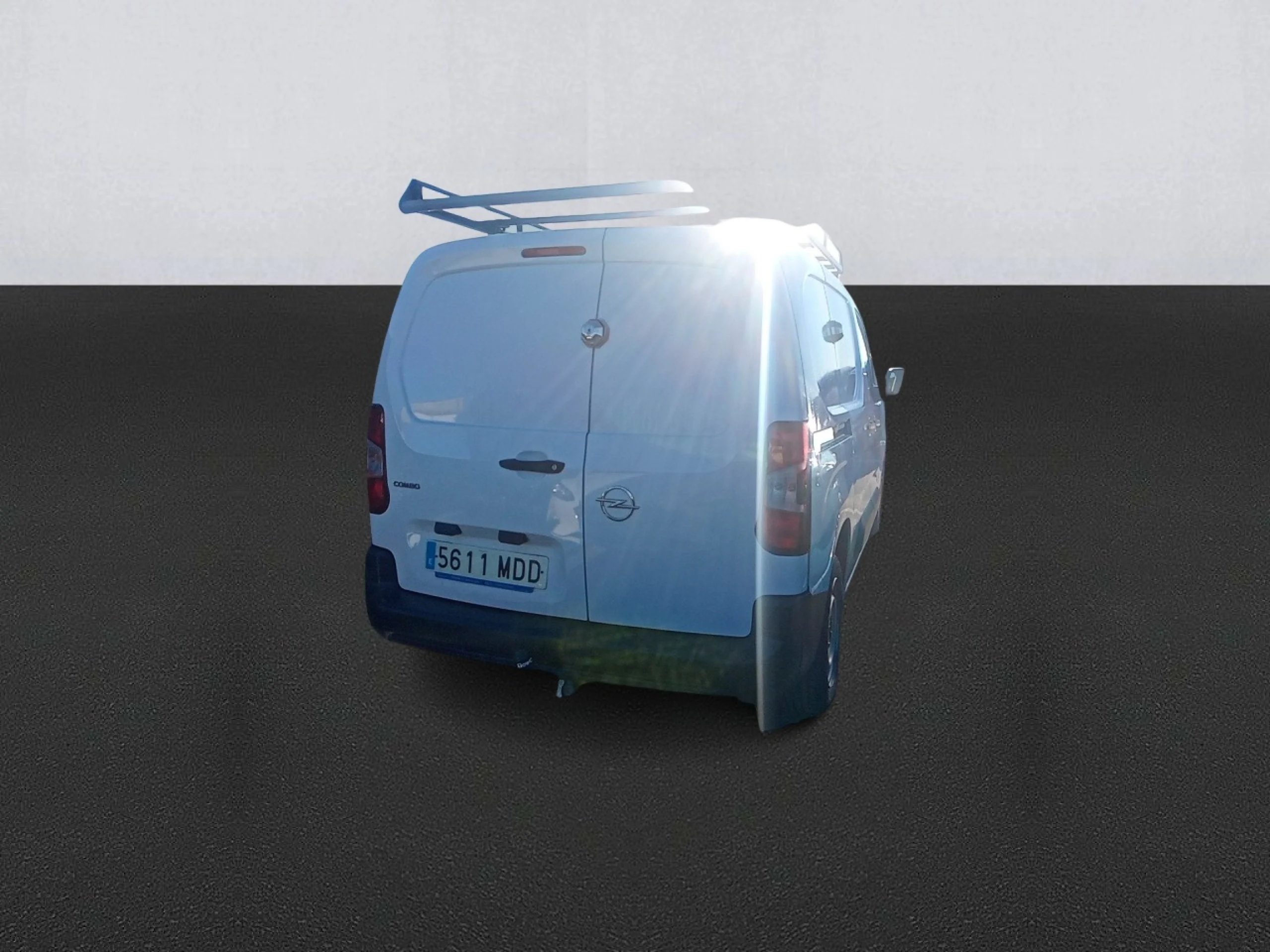 Opel Combo Cargo L 650kg Diesel 1.5 100HP S&amp;S MT E6 - Foto 4