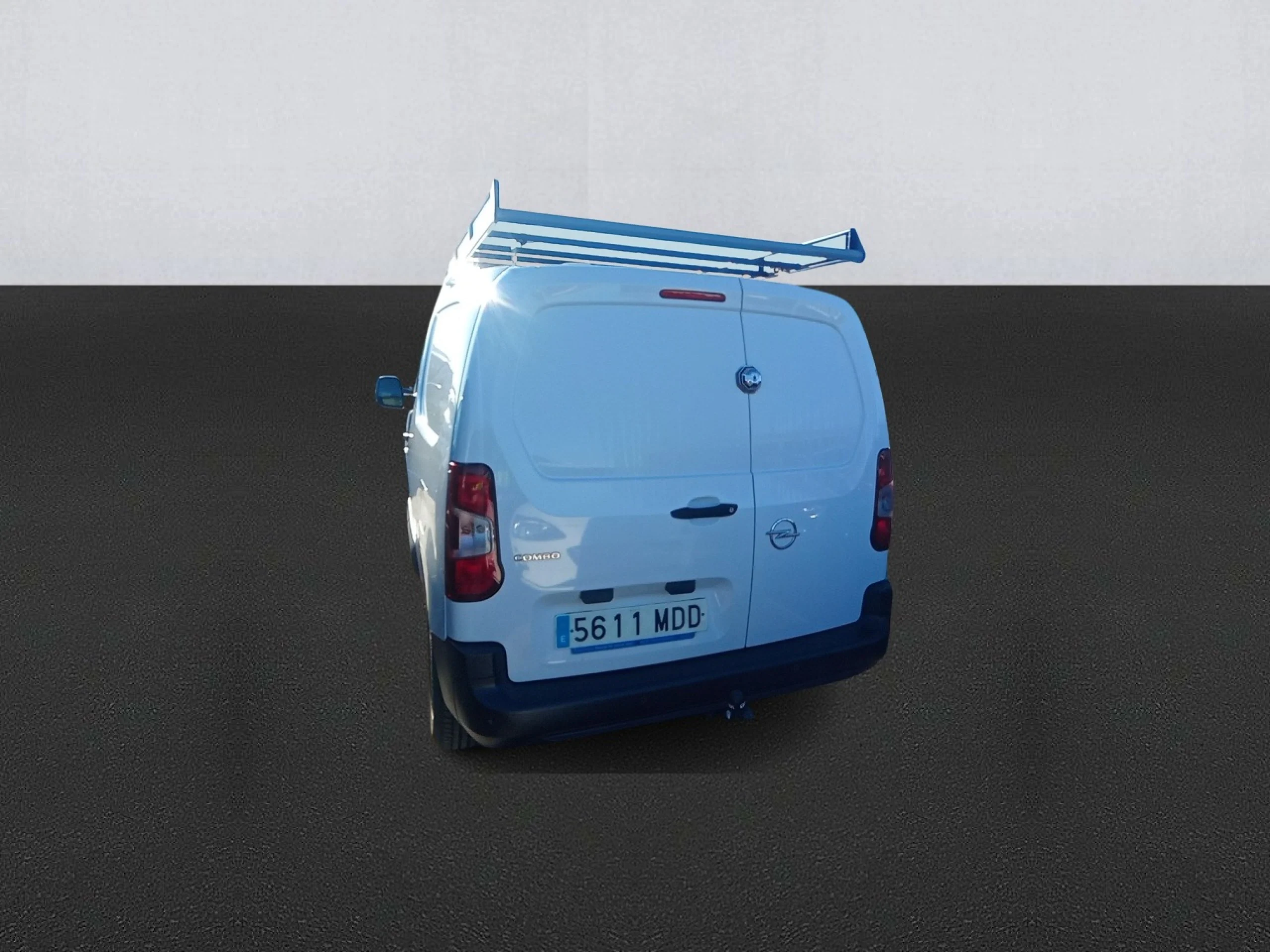 Opel Combo Cargo L 650kg Diesel 1.5 100HP S&amp;S MT E6 - Foto 5