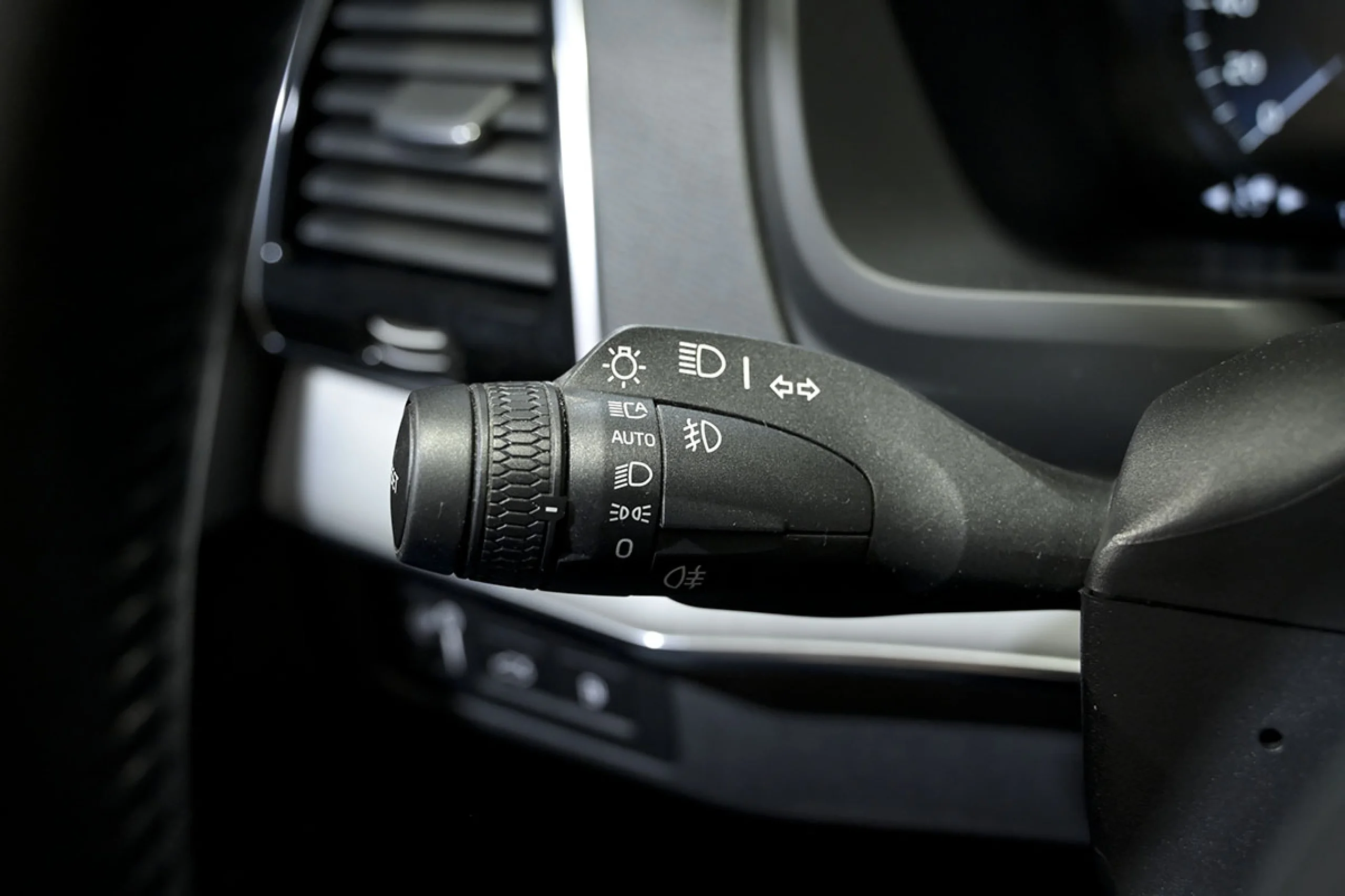 Volvo XC 90 XC90 2.0 T8 AWD Recharge Inscription Exp Auto - Foto 28